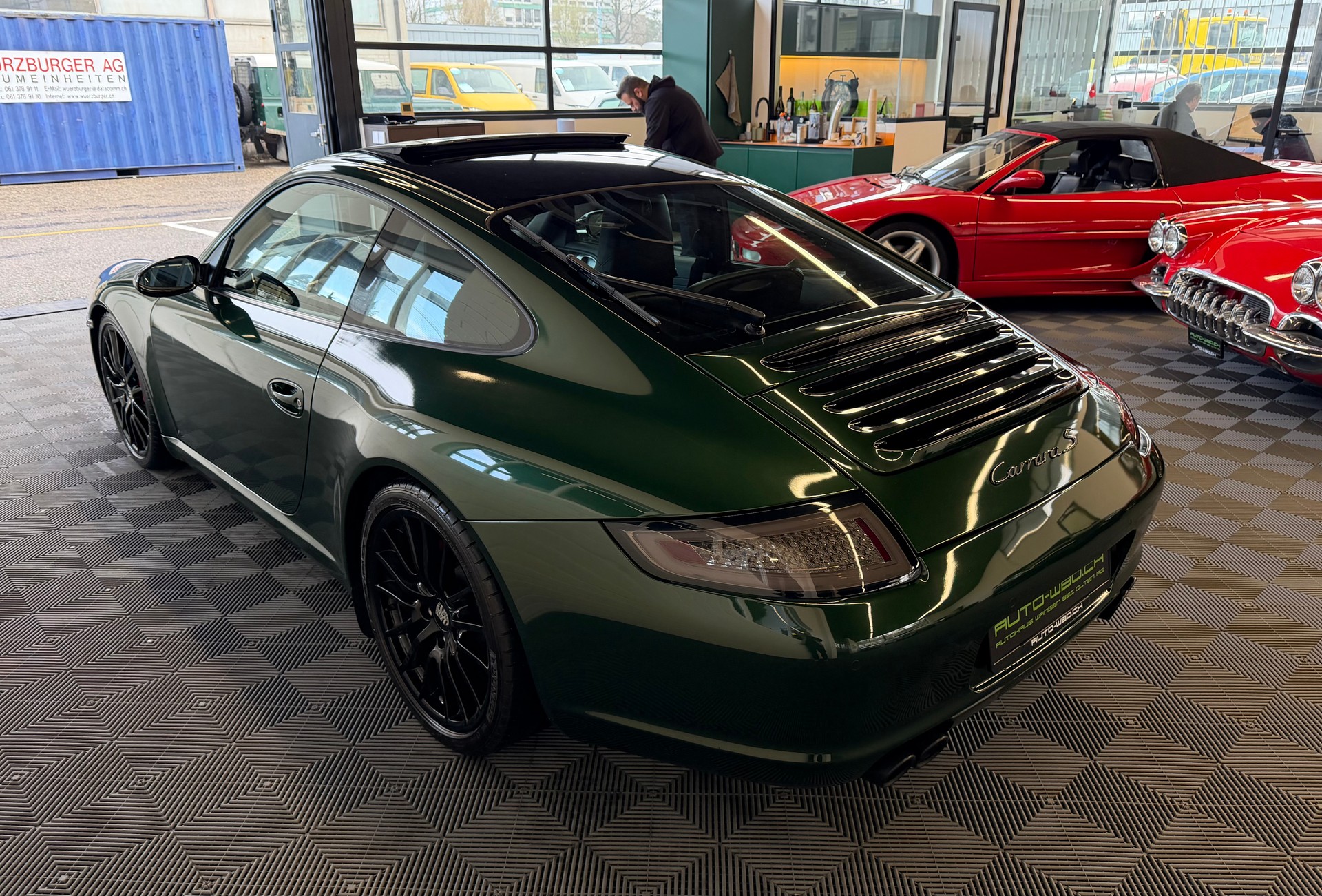 PORSCHE 911 Carrera S 355 PS-image-4