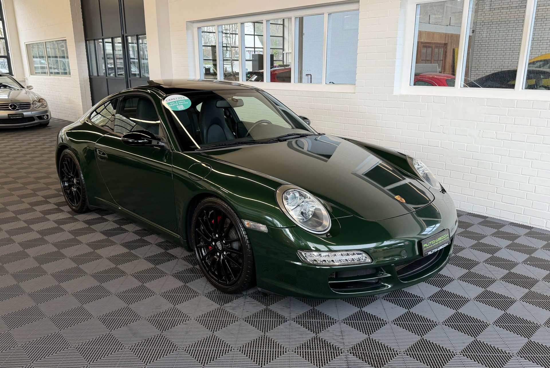 PORSCHE 911 Carrera S 355 PS-image-0