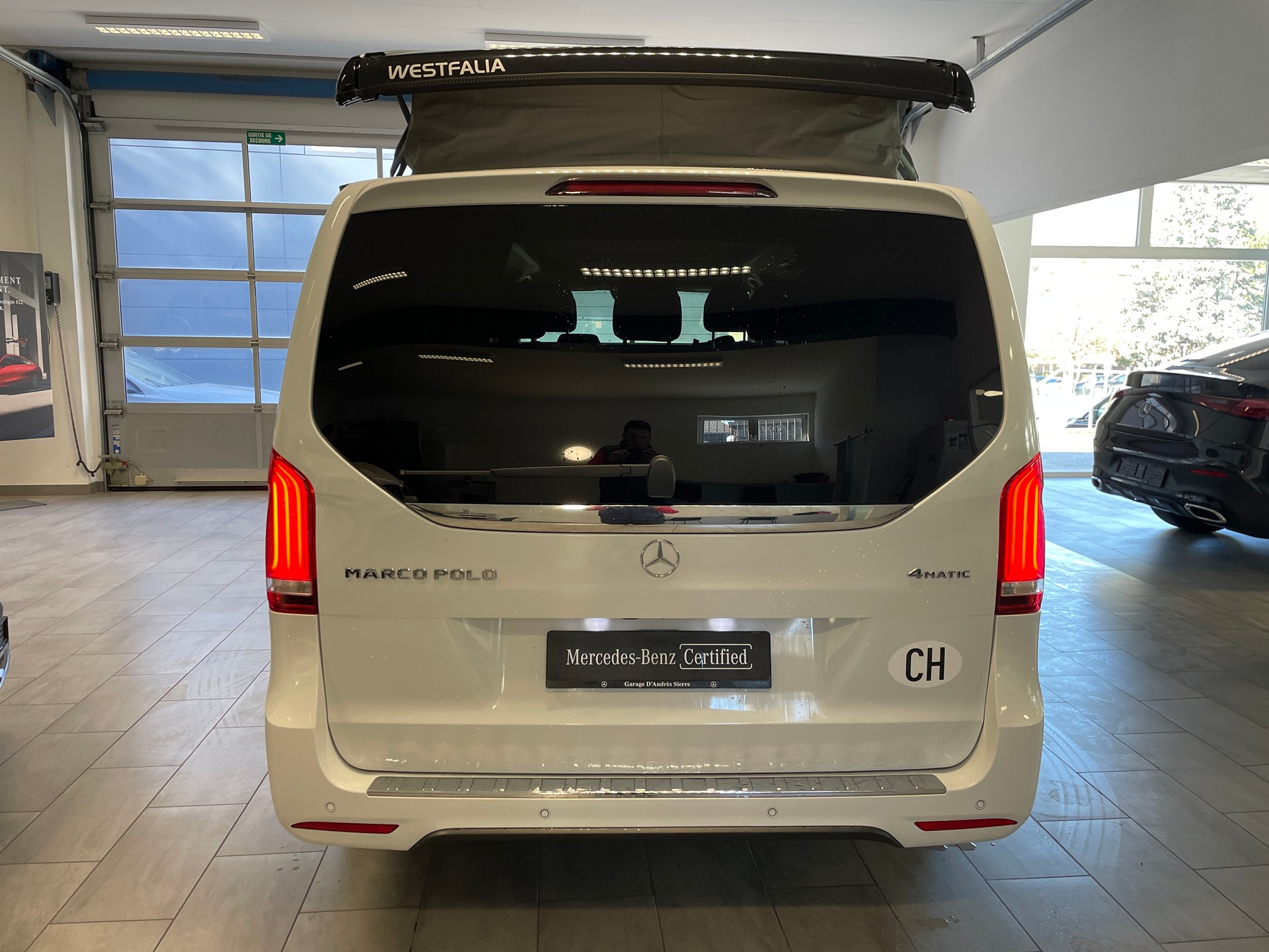 MERCEDES-BENZ Marco Polo Horizon 250 d 4Matic AMG Line-image-7