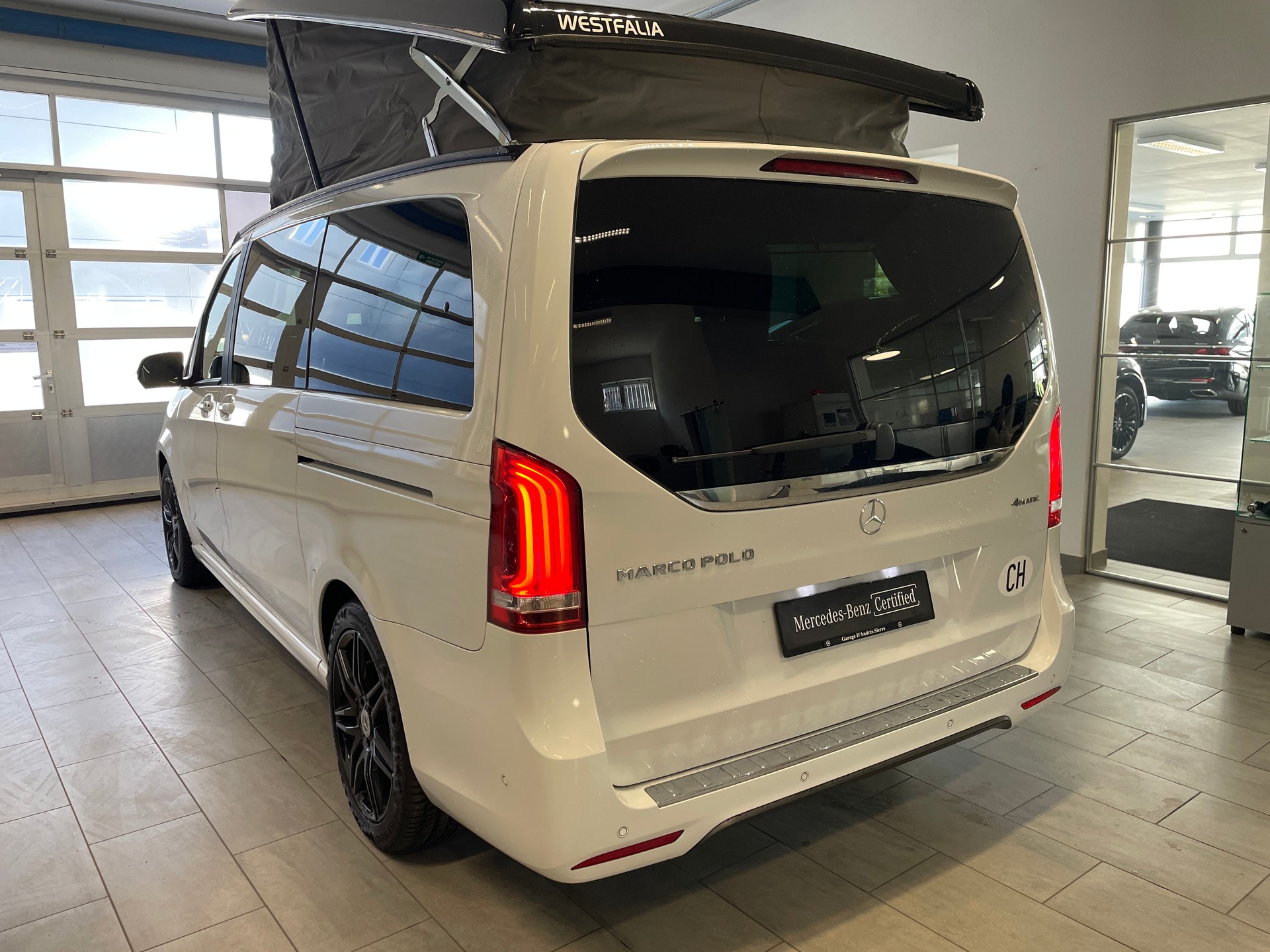 MERCEDES-BENZ Marco Polo Horizon 250 d 4Matic AMG Line-image-6