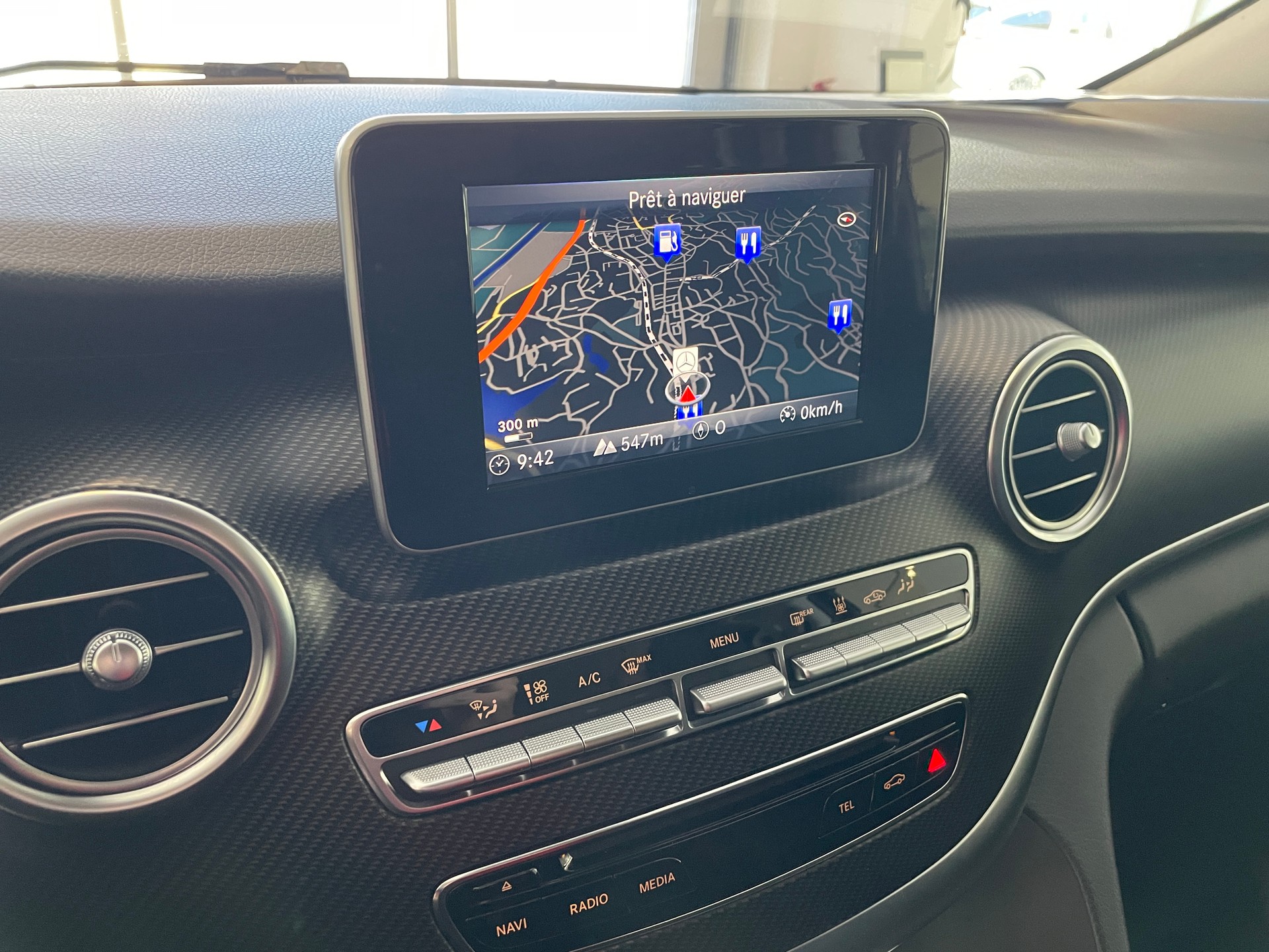 MERCEDES-BENZ Marco Polo Horizon 250 d 4Matic AMG Line-image-17