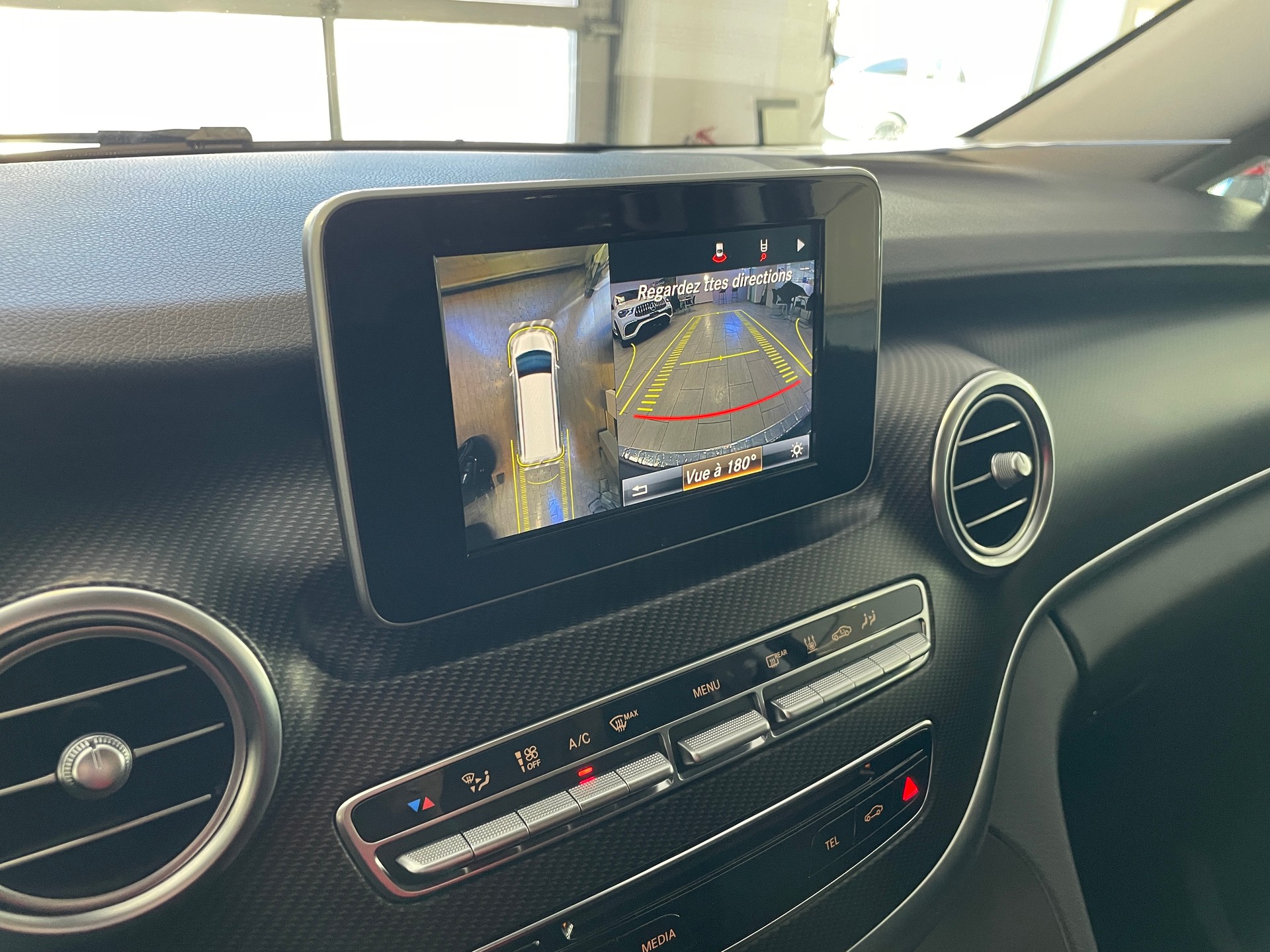 MERCEDES-BENZ Marco Polo Horizon 250 d 4Matic AMG Line-image-20