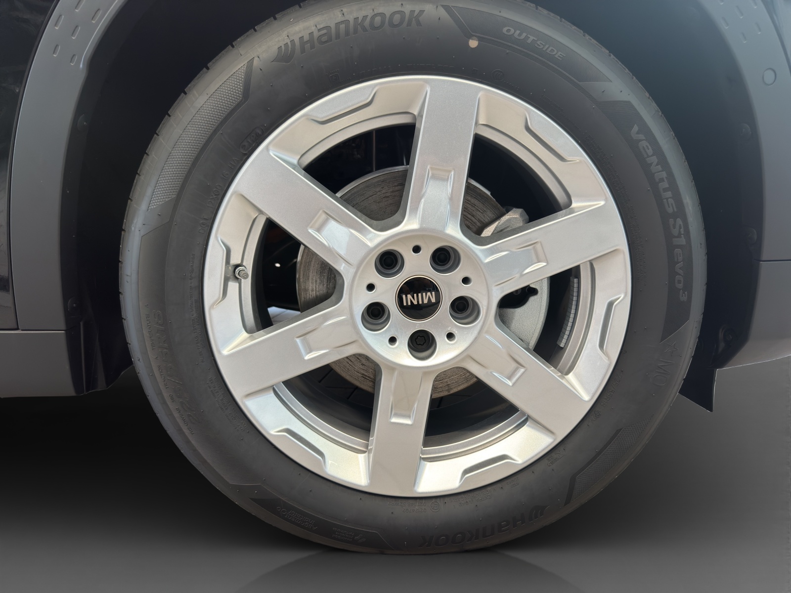 MINI Countryman E-image-8