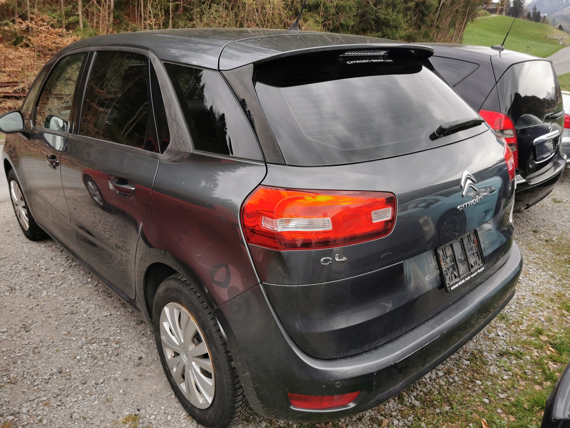 CITROEN C4 Picasso 1.6i 16V Attraction-image-5