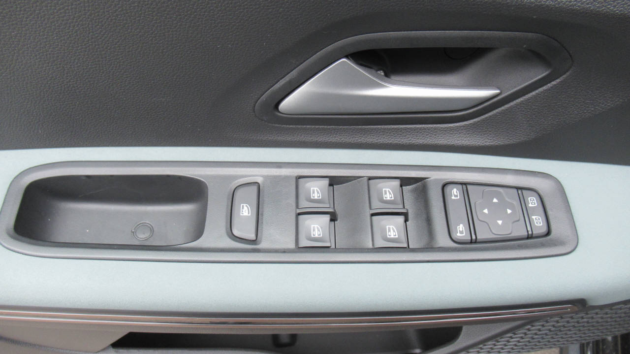DACIA Jogger 1.8 Hybrid Extreme-image-8