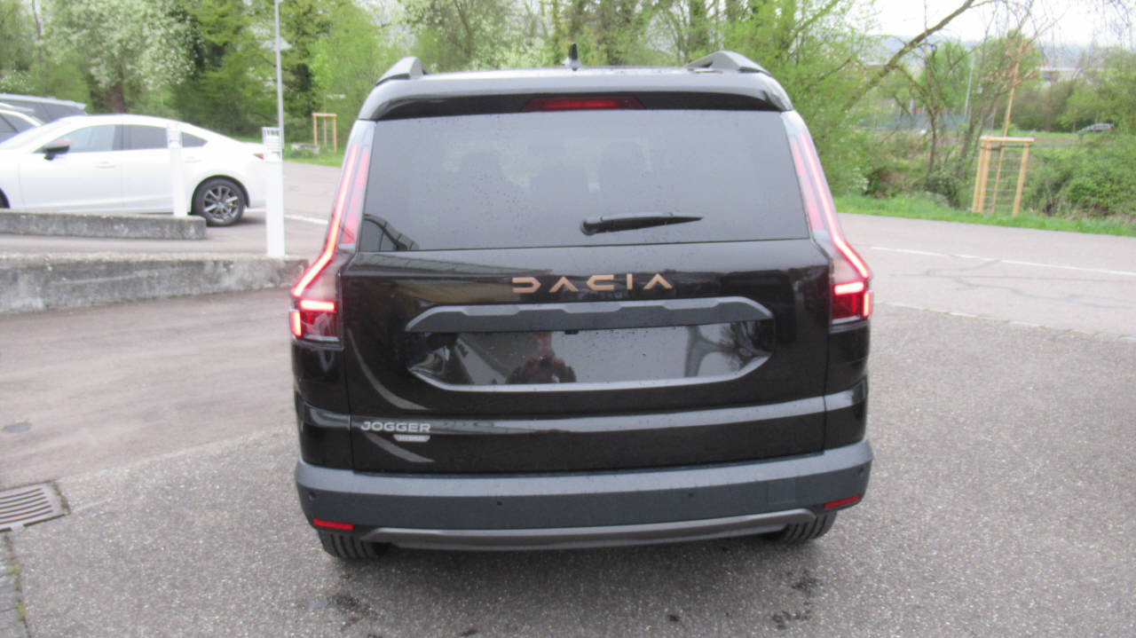 DACIA Jogger 1.8 Hybrid Extreme-image-2