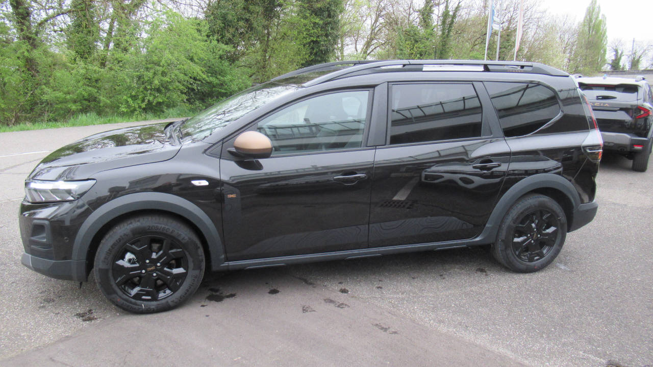 DACIA Jogger 1.8 Hybrid Extreme-image-1