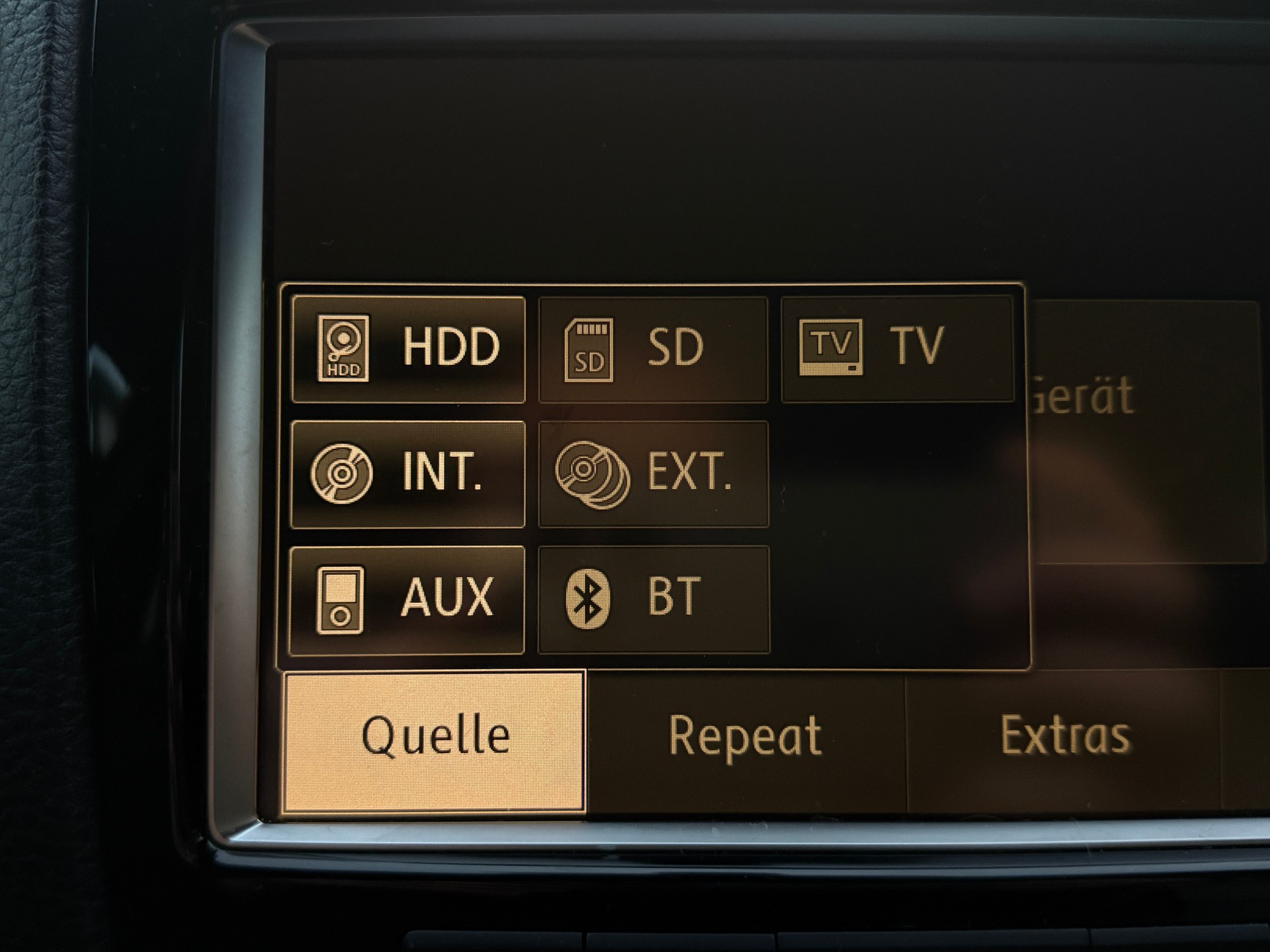 VW Touareg 3.0 TDI BlueMotion Technology Tiptronic / Ab MFK / Anhängerkupplung 3500kg-image-25