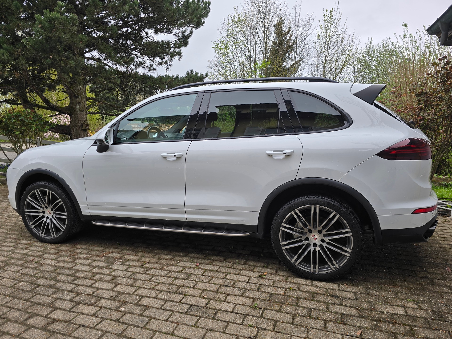 PORSCHE Cayenne S-image-0
