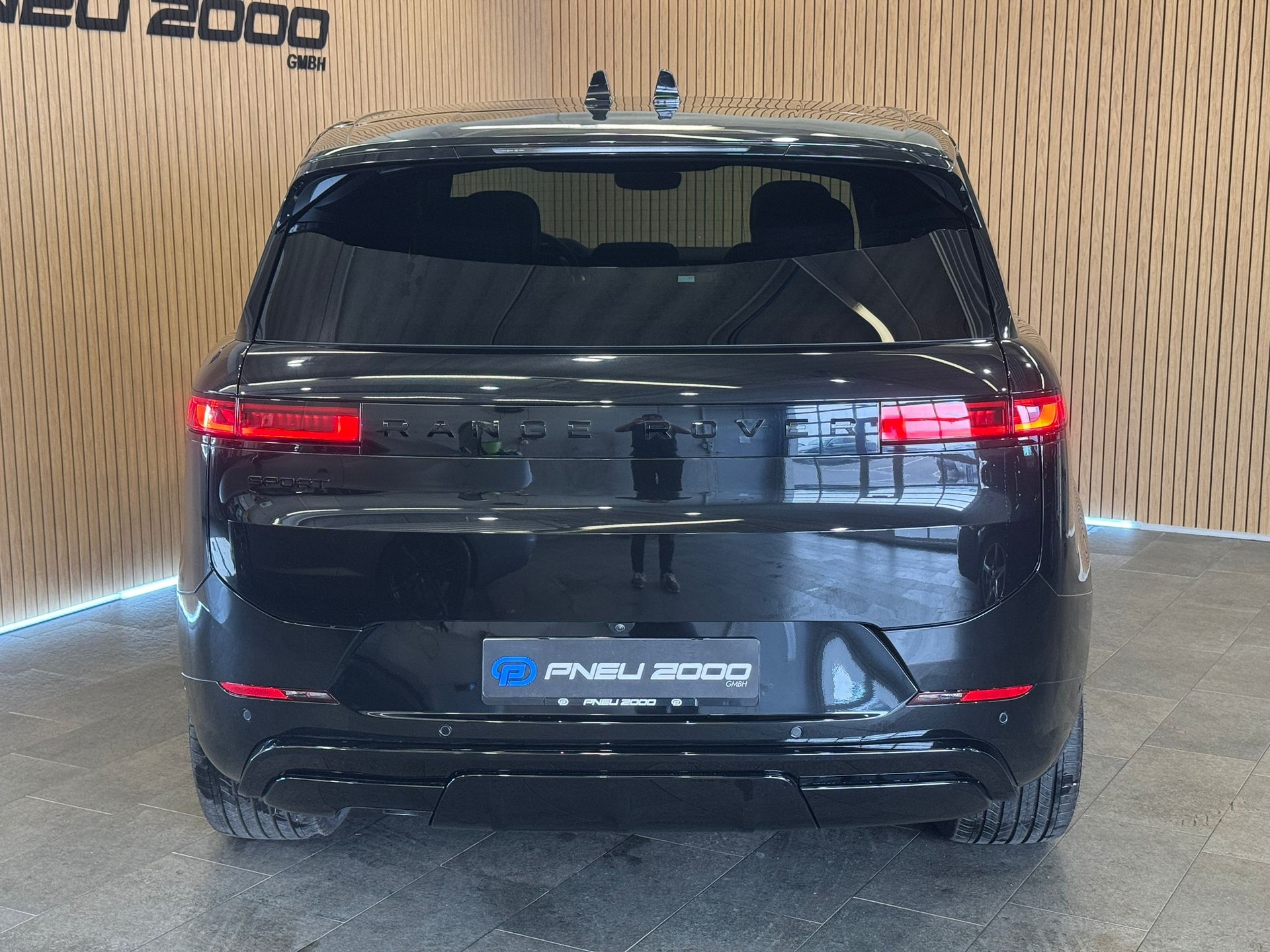 LAND ROVER Range Rover Sport D250 3.0 TD6 MHEV Dynamic SE Automatic-image-6