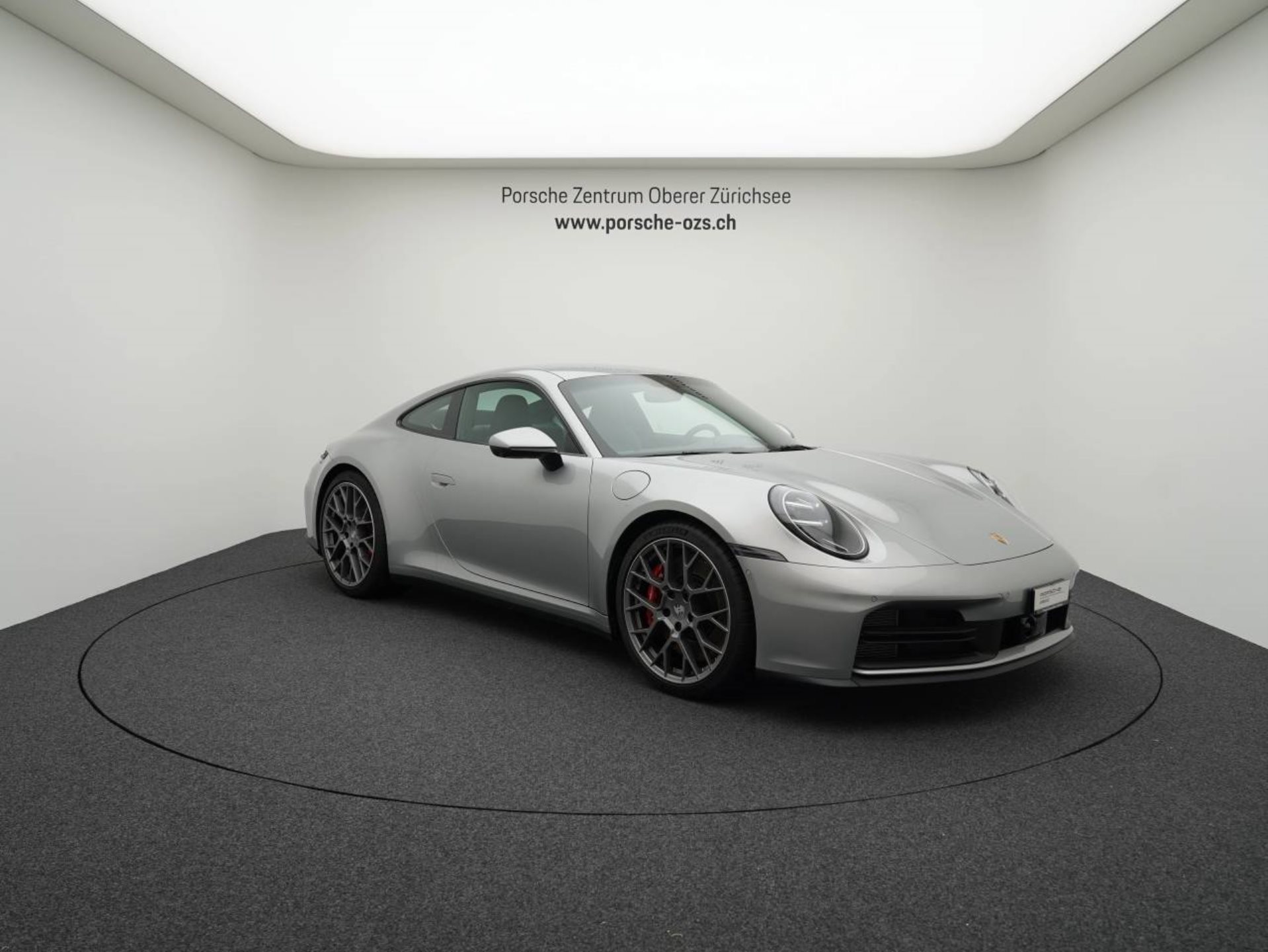 PORSCHE 911 Carrera S-image-8