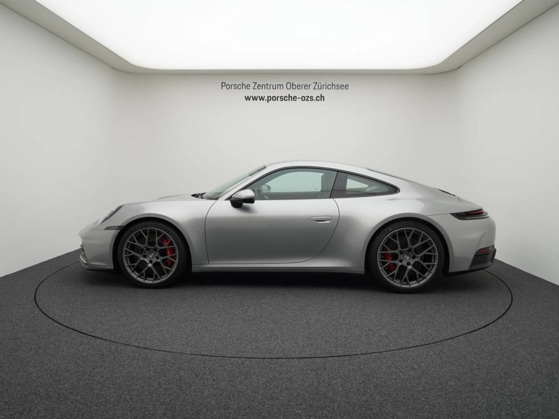 PORSCHE 911 Carrera S-image-1
