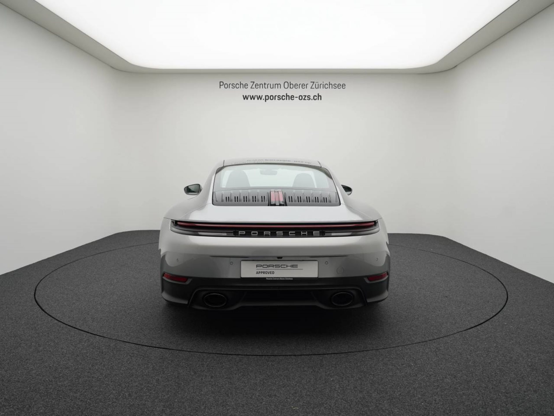 PORSCHE 911 Carrera S-image-5