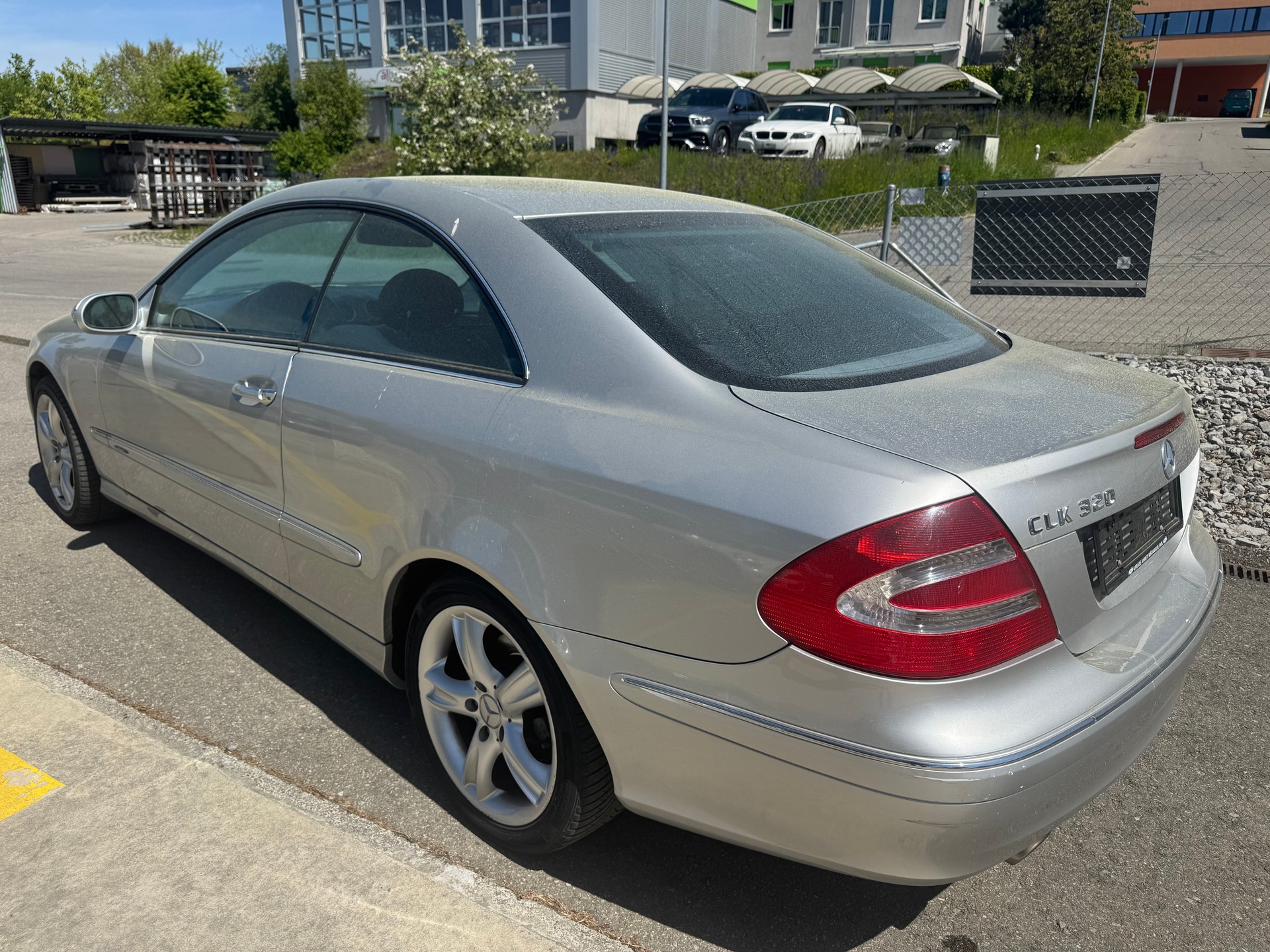 MERCEDES-BENZ CLK 320 Avantgarde Automatic-image-3