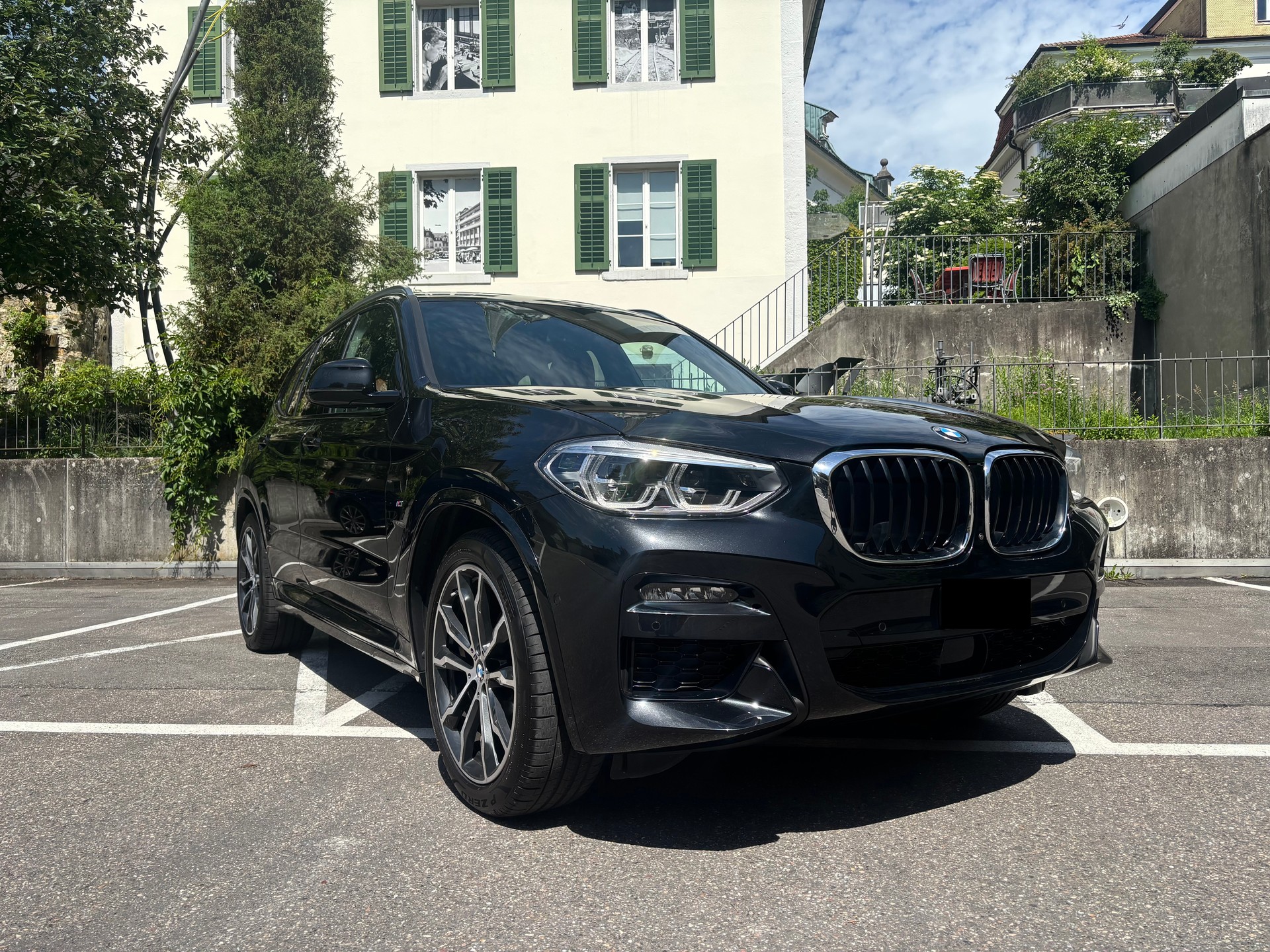 BMW xDrive 20d M Sport Steptronic-image-0