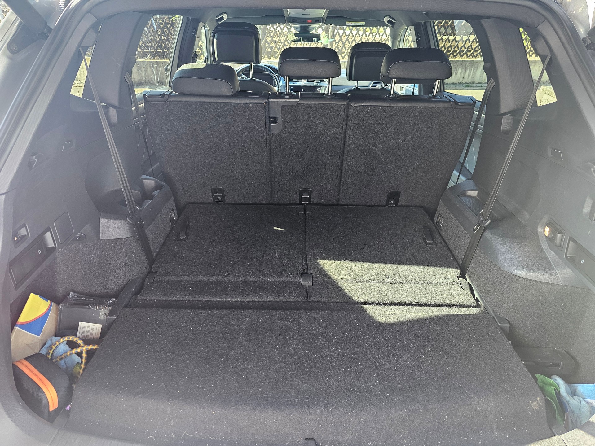 VW VW Tiguan Allspace R-Line 2.0 TSI 4Motion 7-Plätzer Automat (8 Fach Bereifung)-image-5