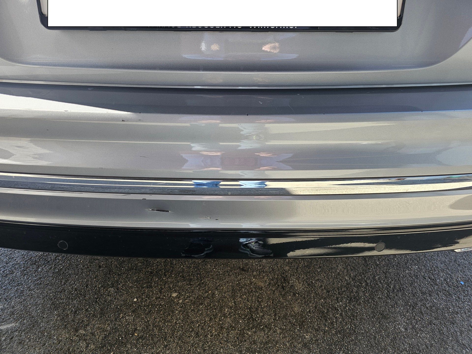 VW VW Tiguan Allspace R-Line 2.0 TSI 4Motion 7-Plätzer Automat (8 Fach Bereifung)-image-8