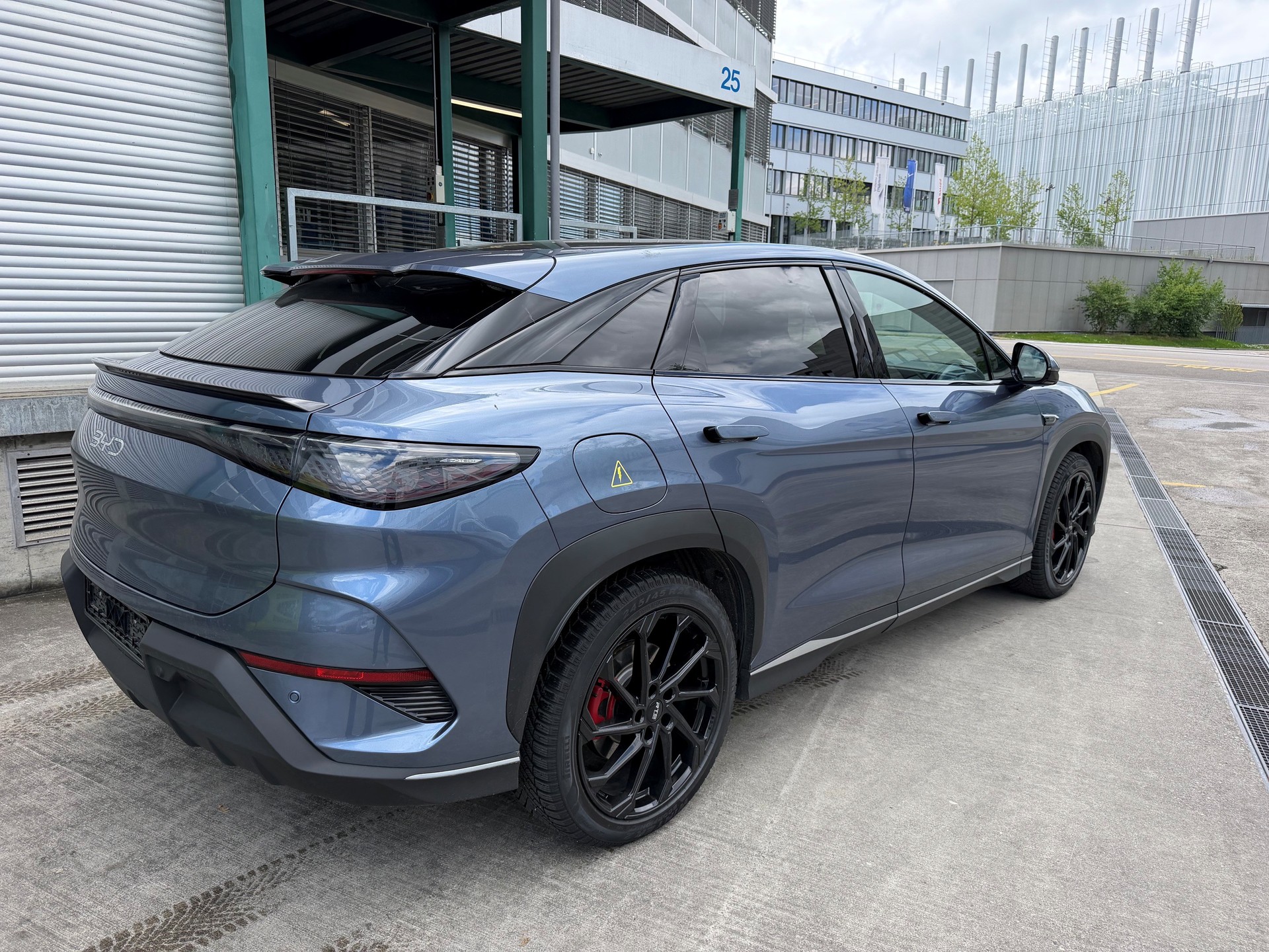 BYD Excellence AWD-image-0