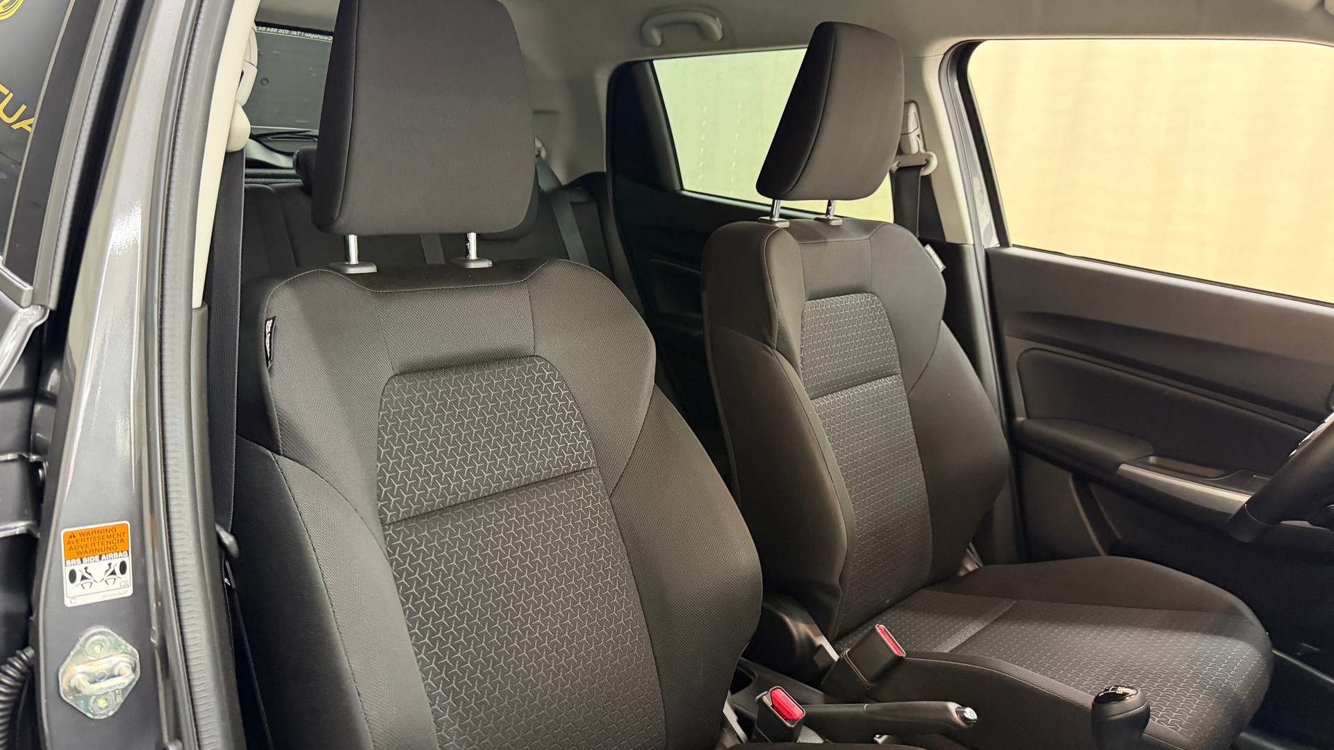 SUZUKI Swift 1.2 Compact Top 4x4 Hybrid-image-10