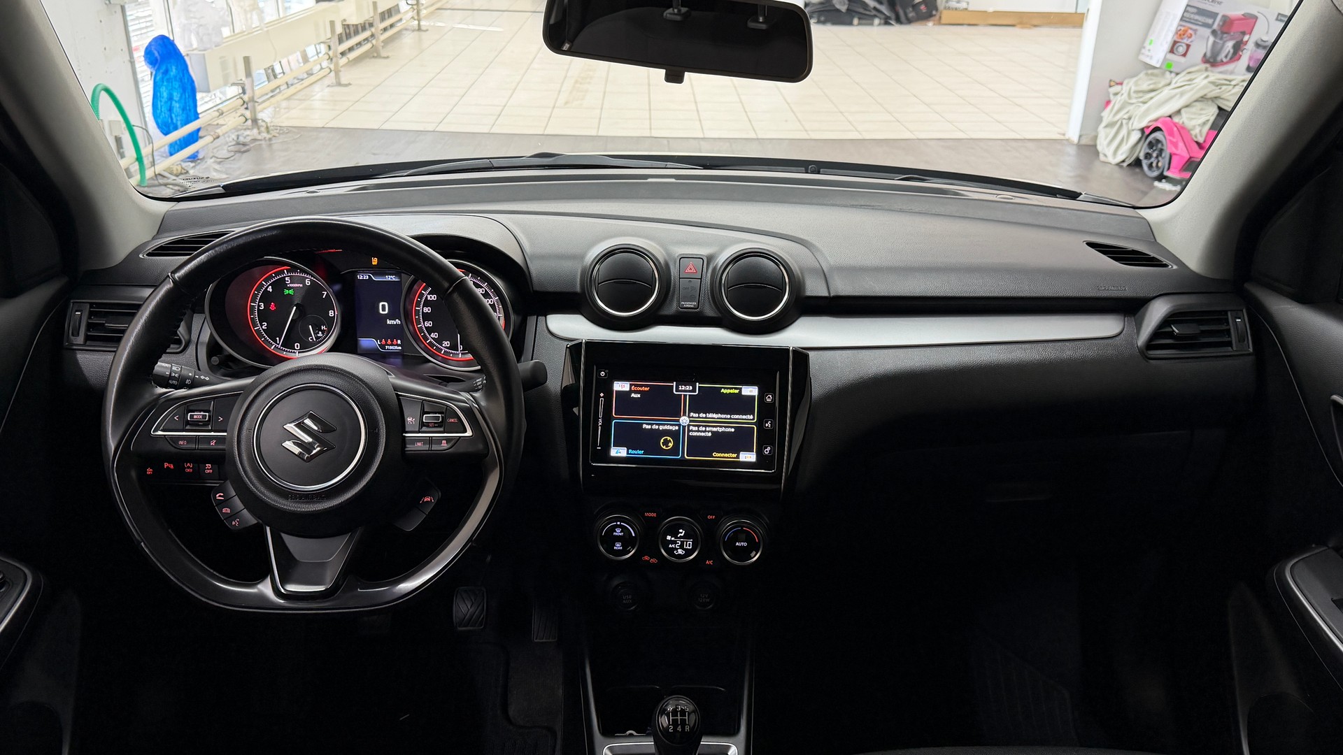 SUZUKI Swift 1.2 Compact Top 4x4 Hybrid-image-7