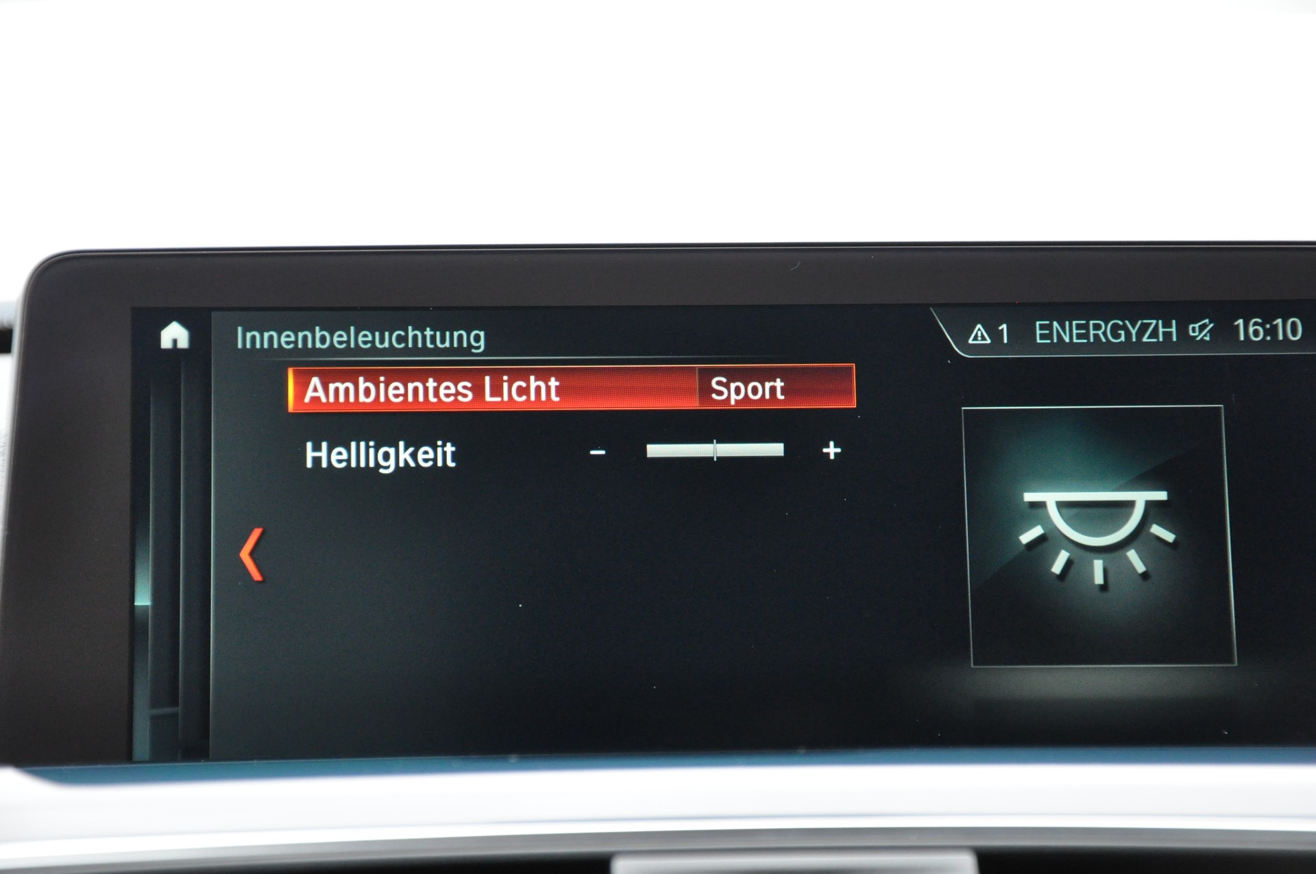 BMW 320d xDrive Touring Edition Sport Line Steptronic-image-22