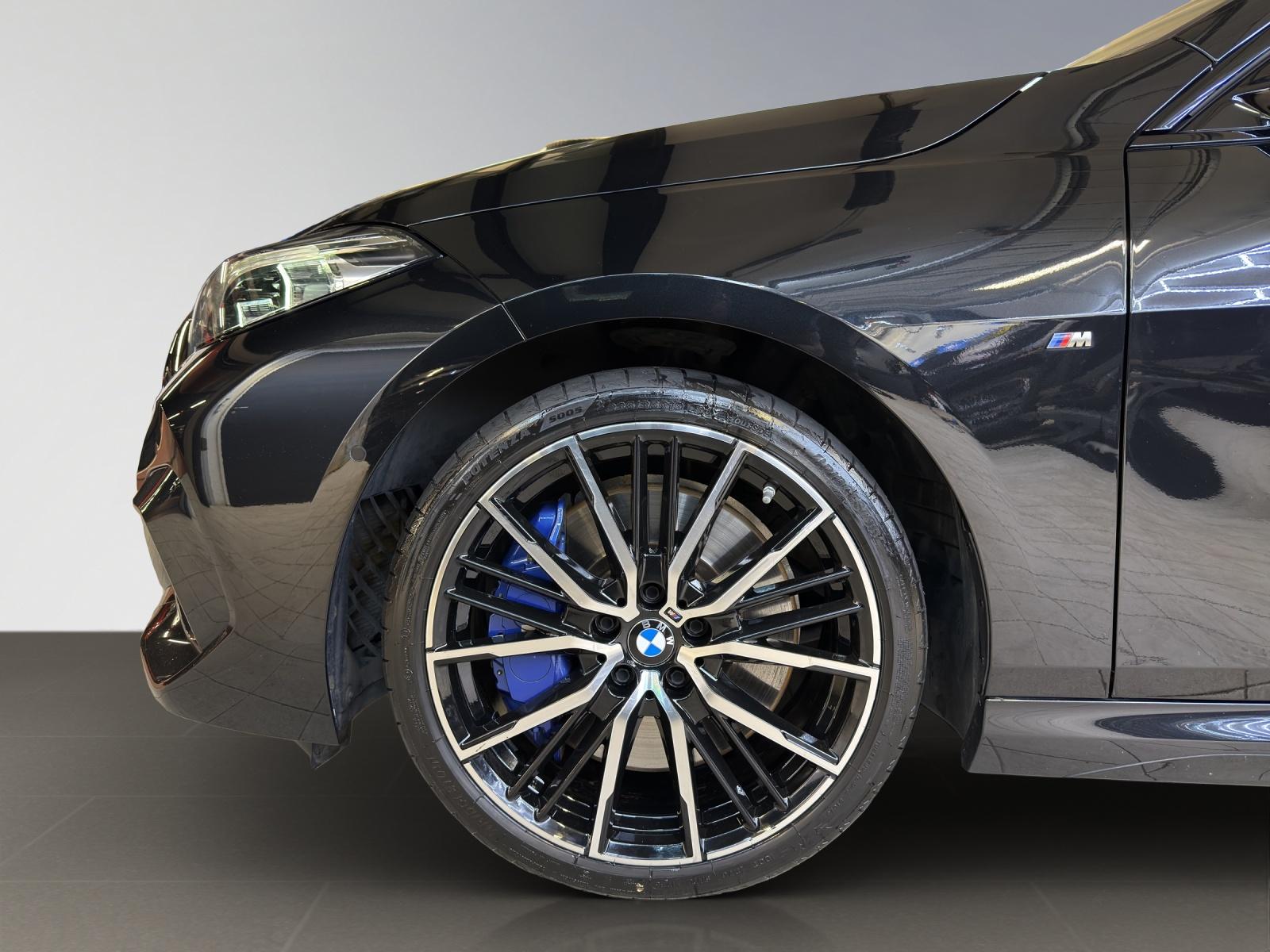BMW M235i xDrive M-Performance Paket-image-19
