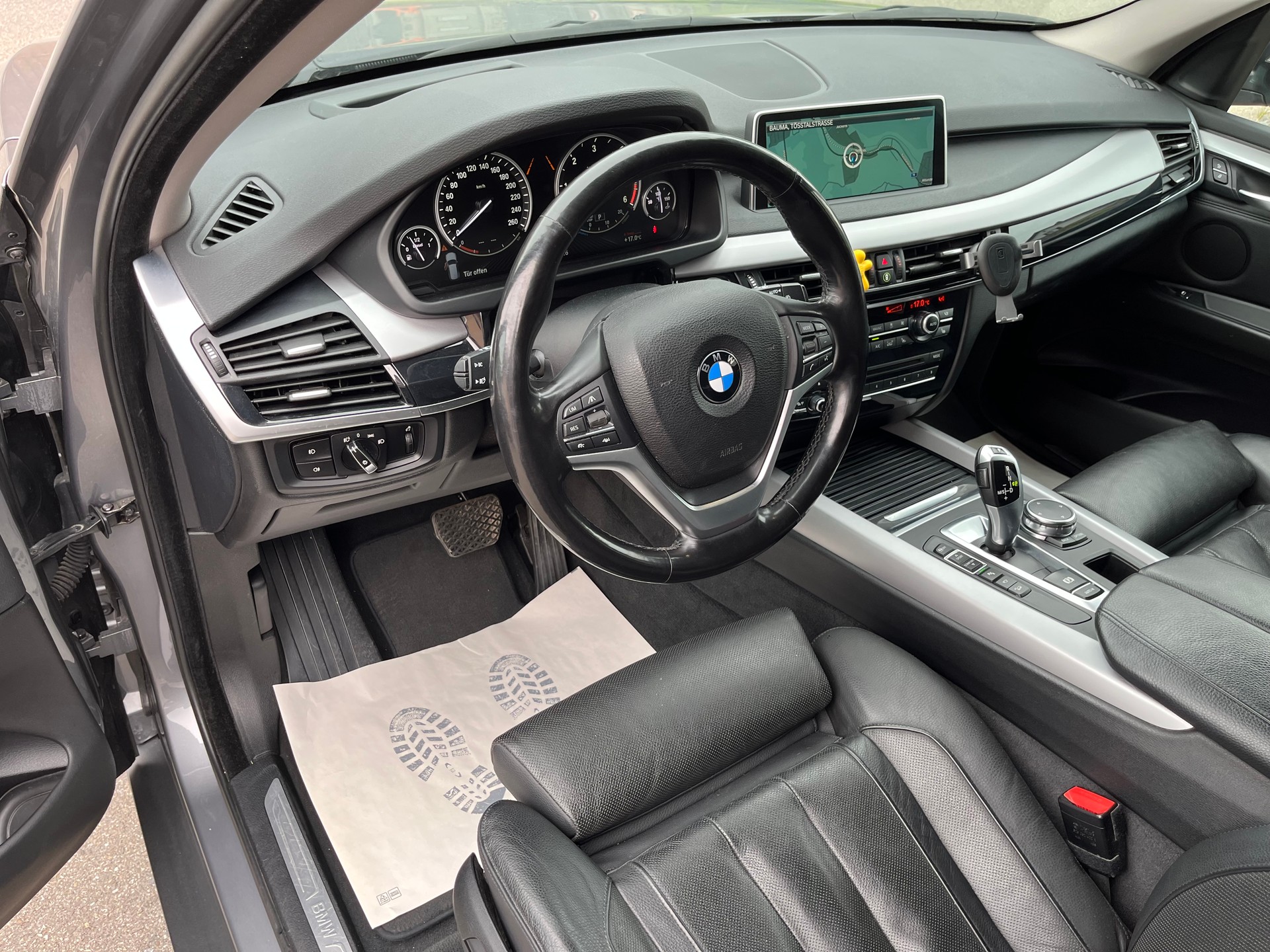 BMW X5 xDrive 30d Steptronic / Ab MFK / Frisch ab Service / CH Fahrzeug-image-13