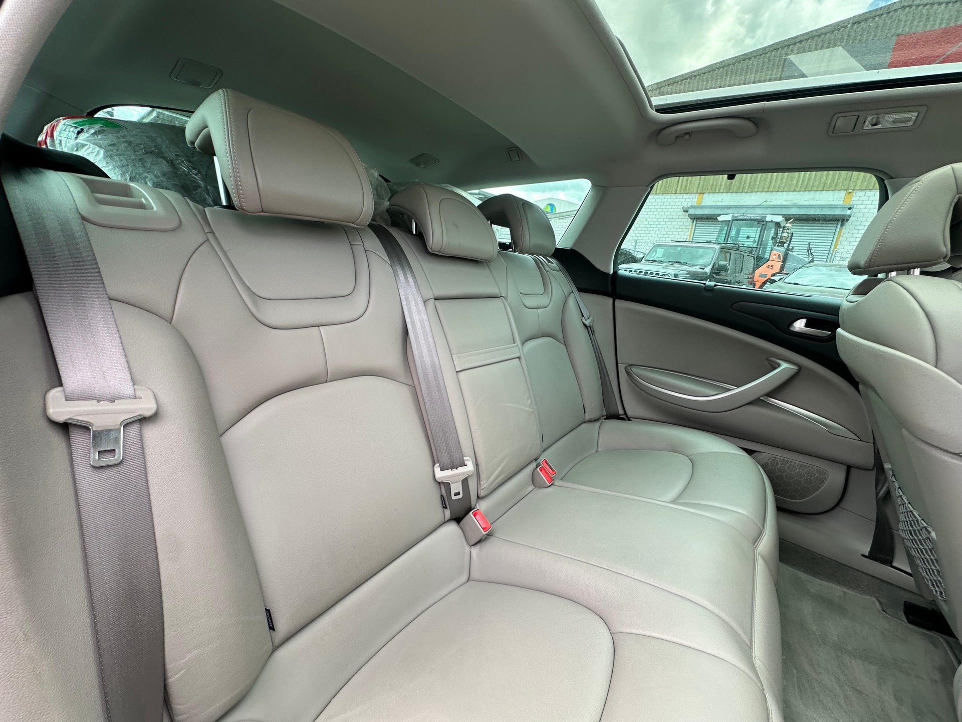 CITROEN C5 Tourer 2.2 HDi Exclusive Automatic-image-10