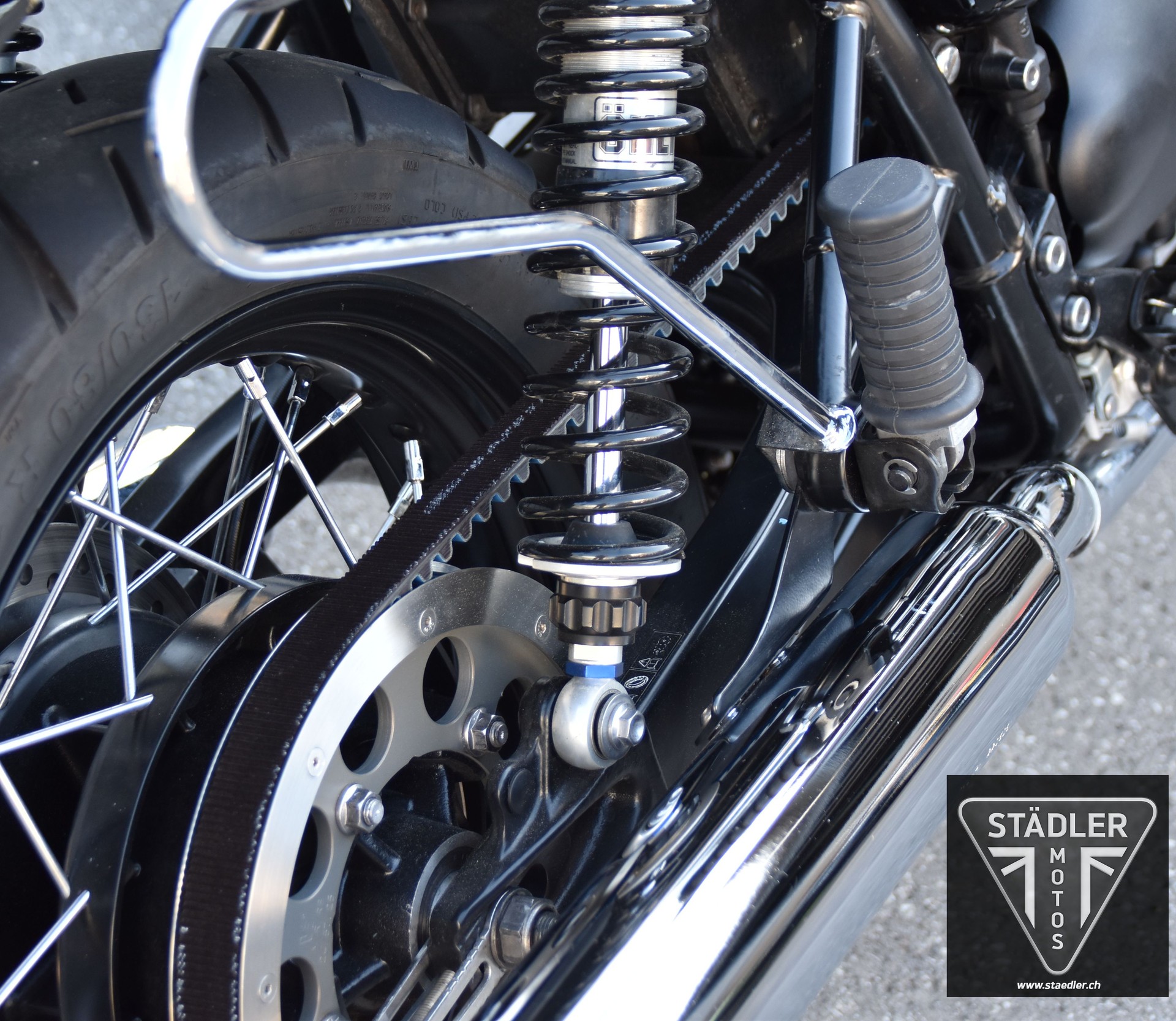 TRIUMPH Bonneville 900 i T 100-image-3
