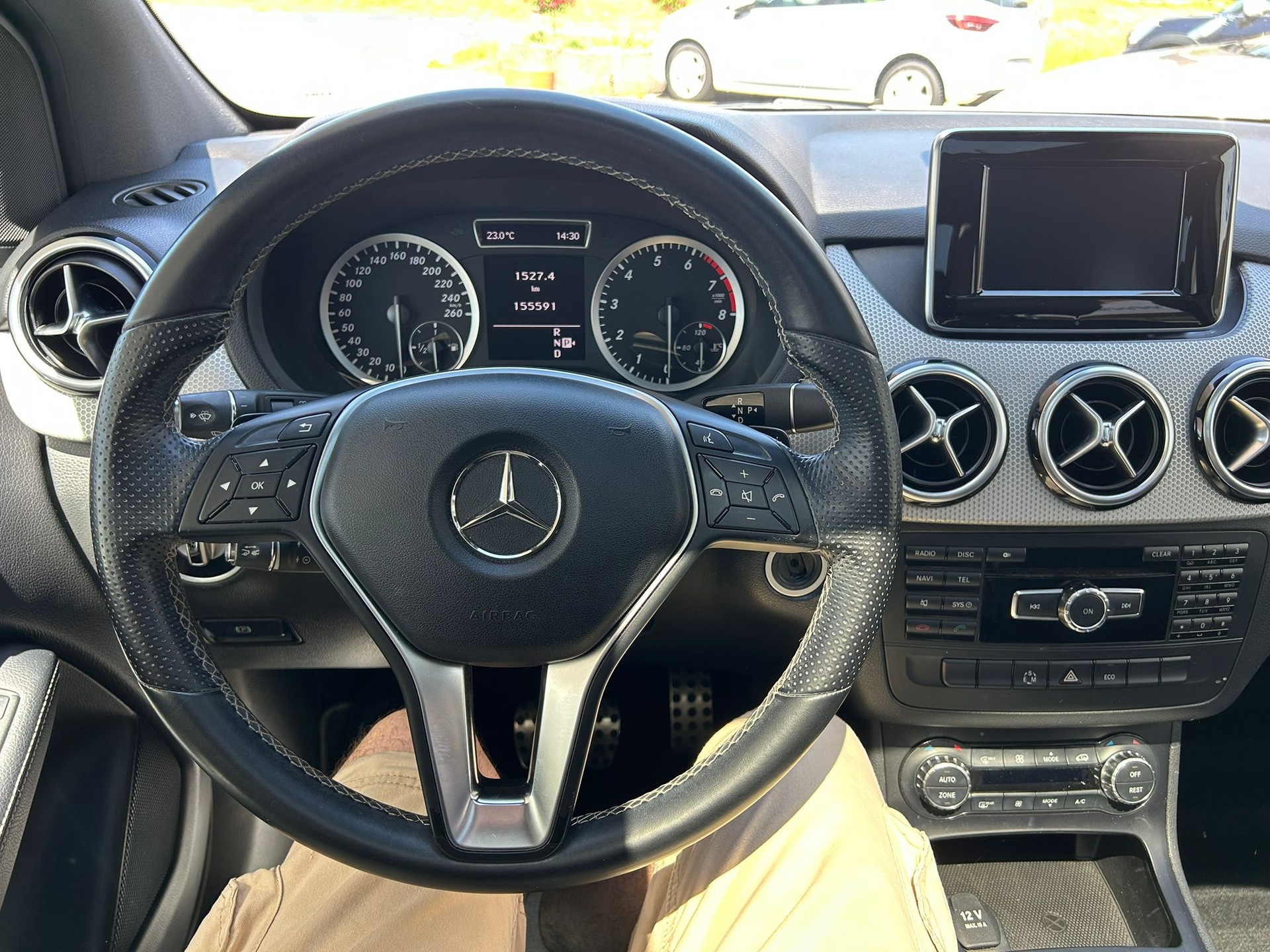 MERCEDES-BENZ B 200 7G-DCT-image-10