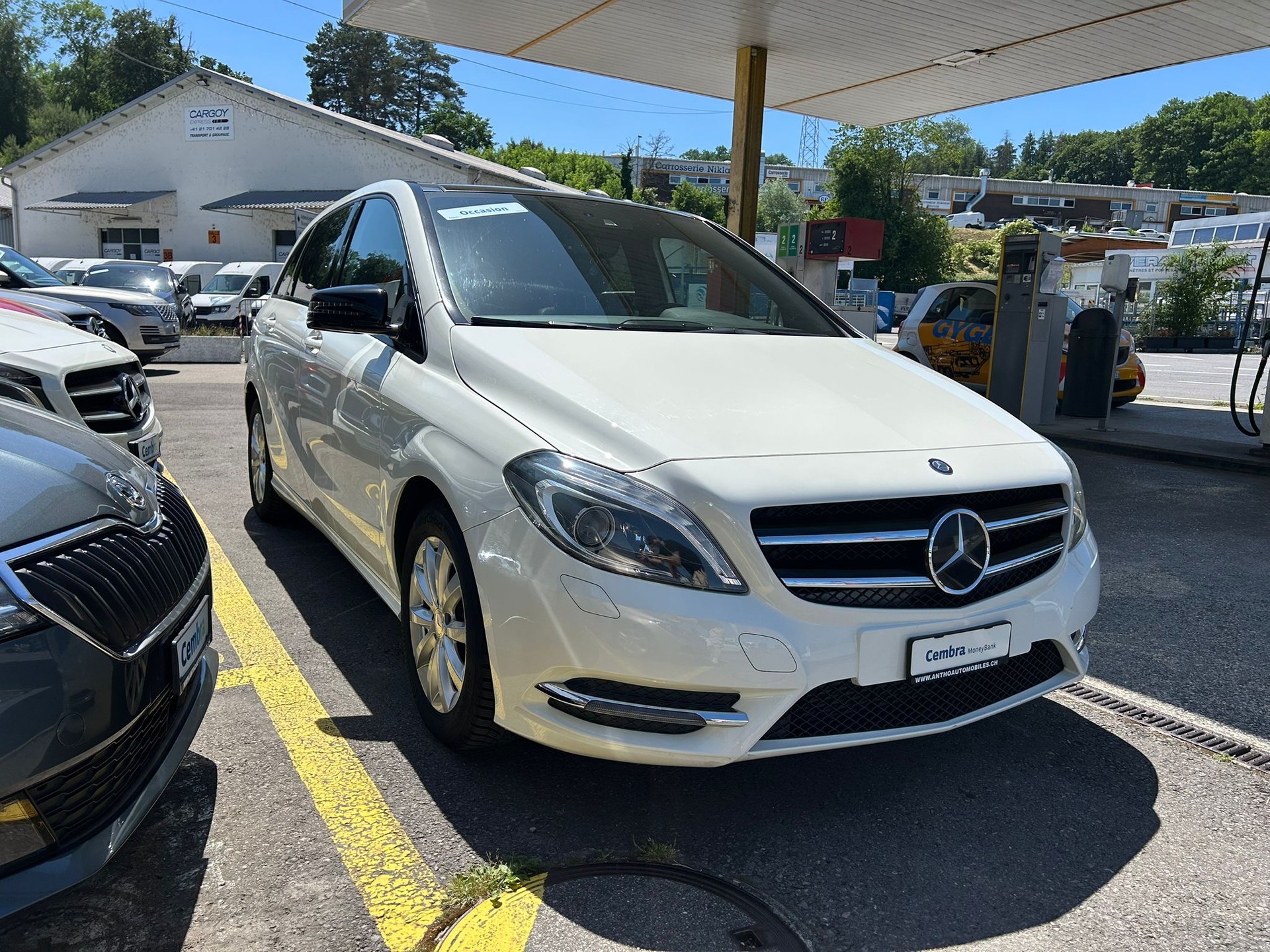 MERCEDES-BENZ B 200 7G-DCT-image-1