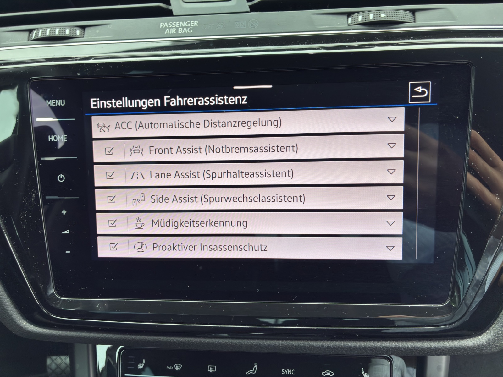 VW Touran 2.0 TDI BlueMotion Technology Comfortline DSG-image-13