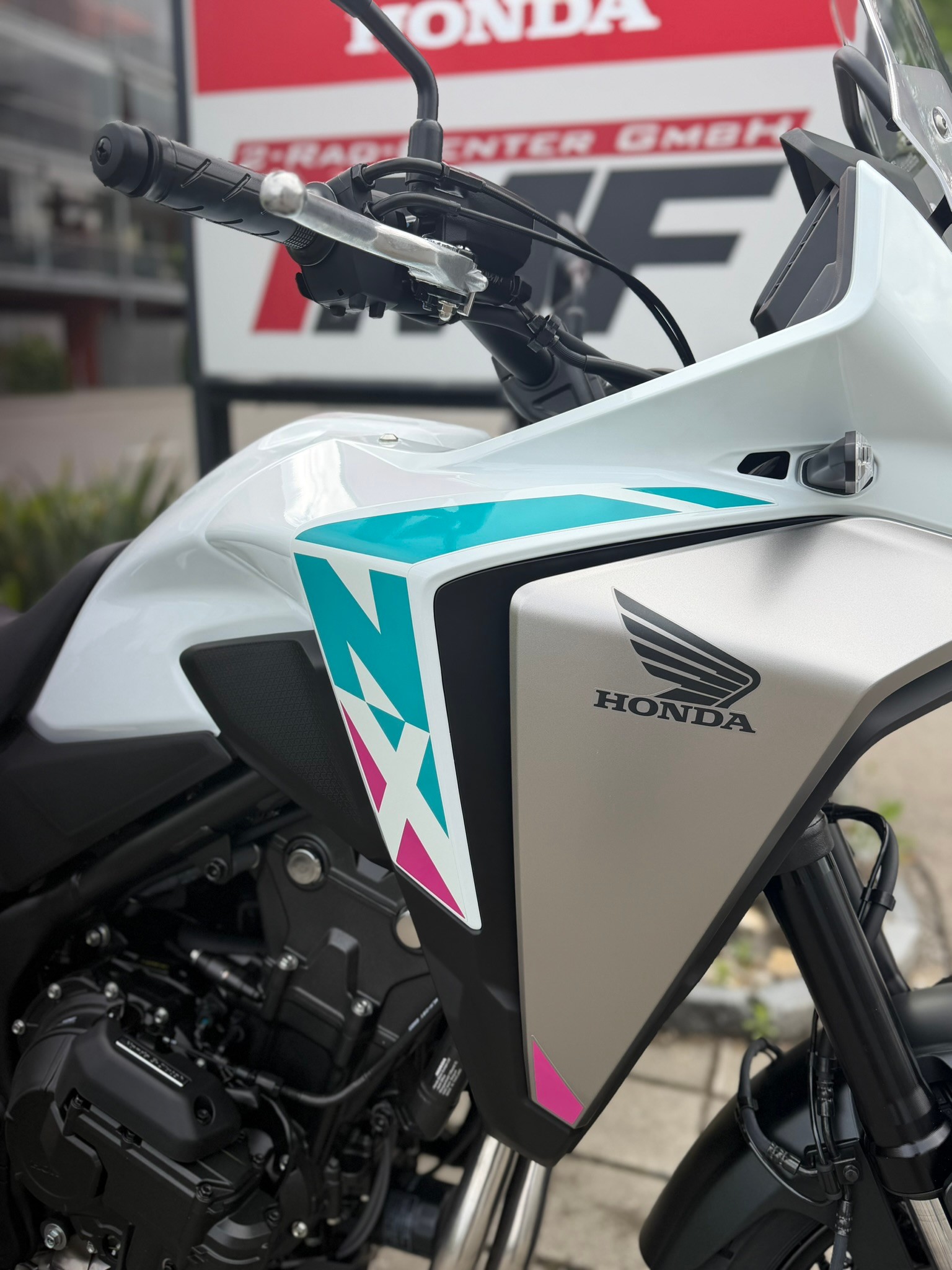 HONDA E CLUTCH VERSION-showroom-element-3