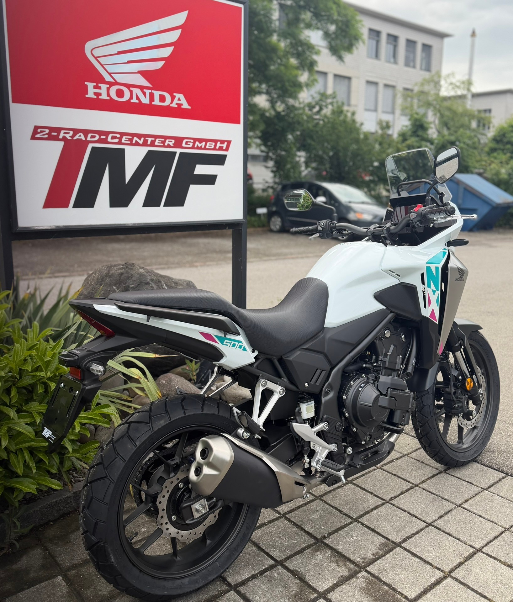 HONDA E CLUTCH VERSION-showroom-element-1