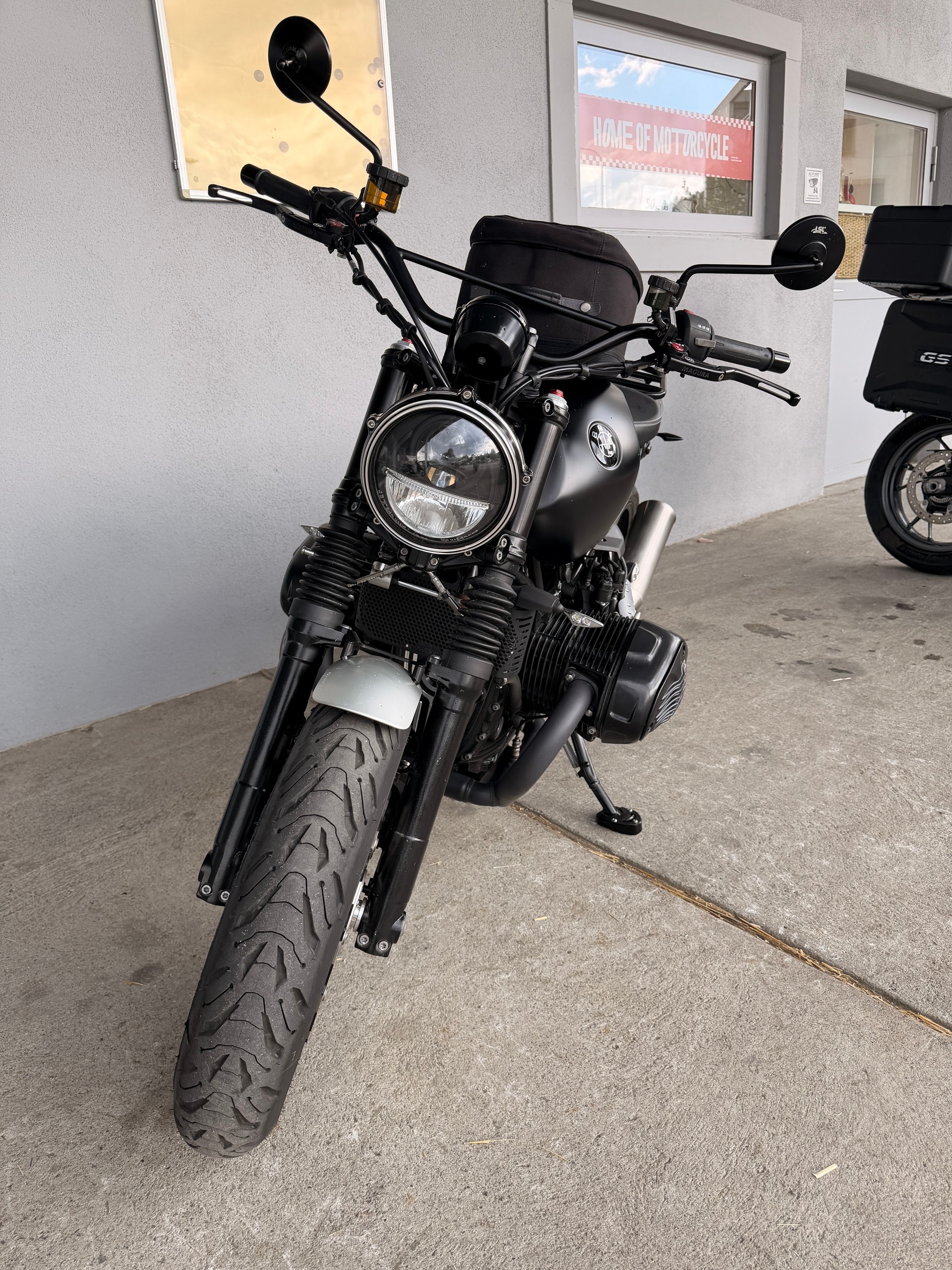 BMW R nineT Pure ABS-image-5