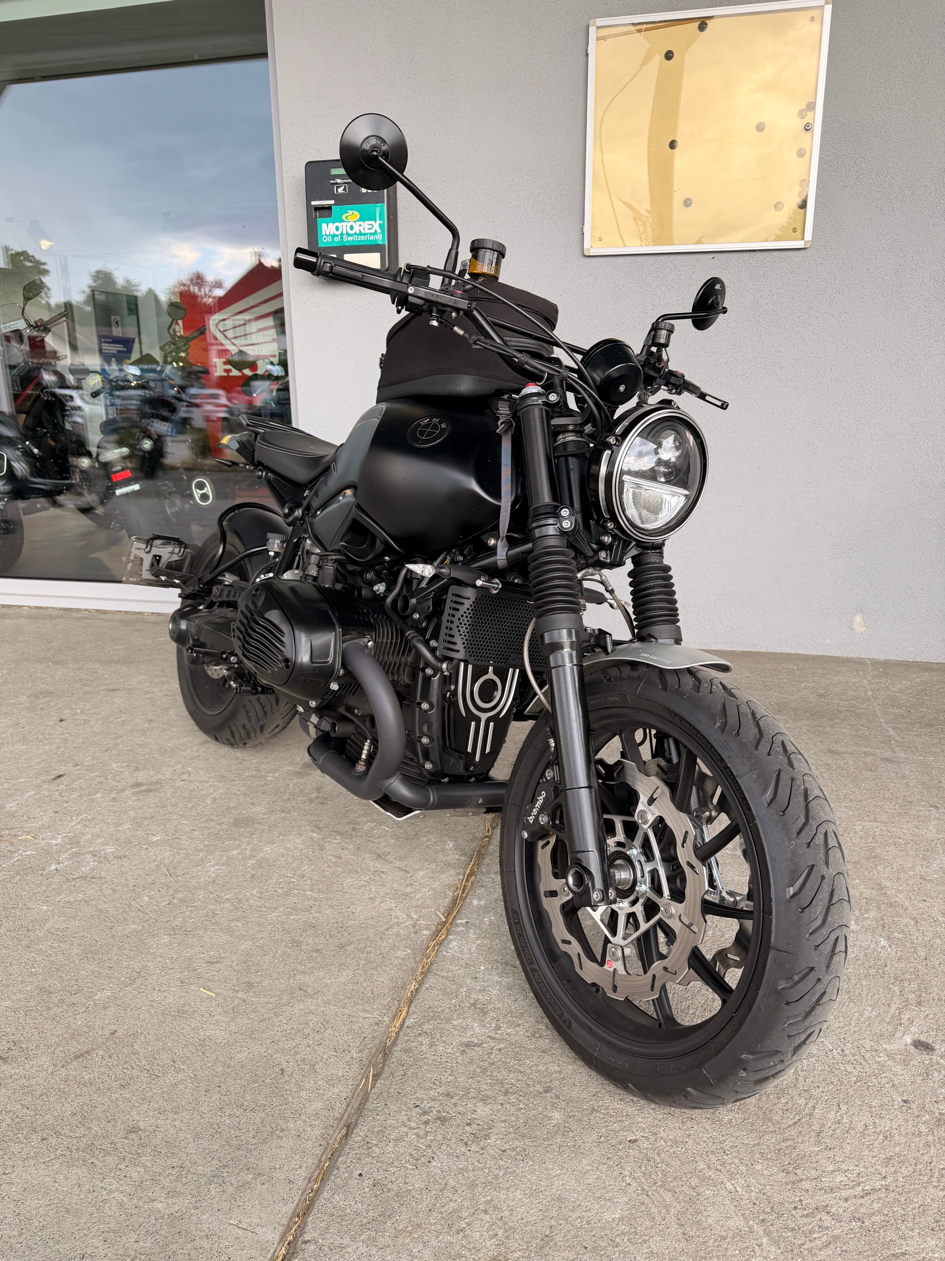 BMW R nineT Pure ABS-showroom-element-2