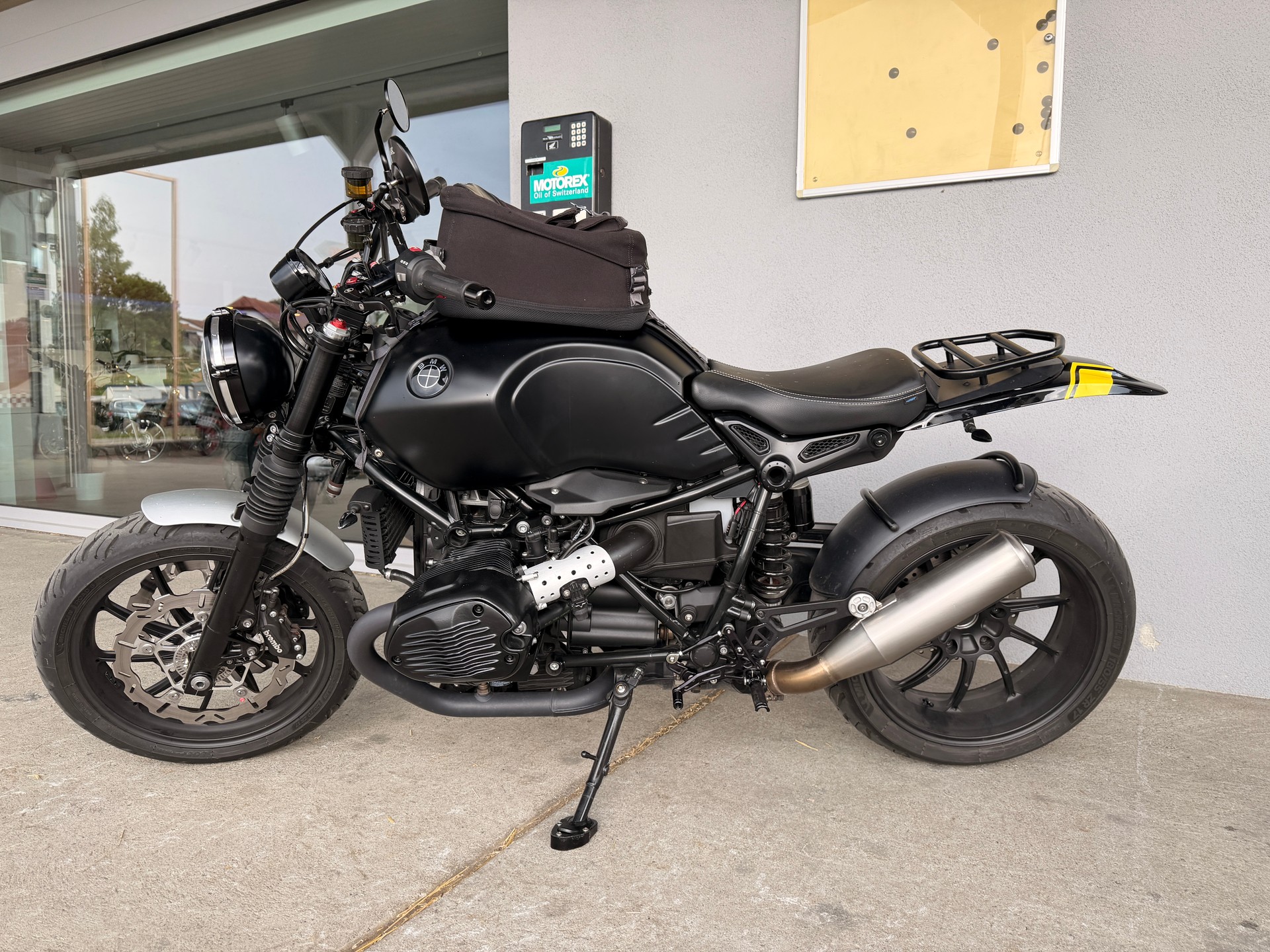 BMW R nineT Pure ABS-showroom-element-1