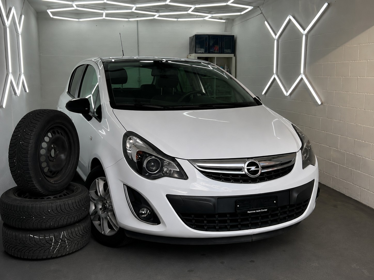 OPEL 1.4i 16V TP Color Ed.-image-0