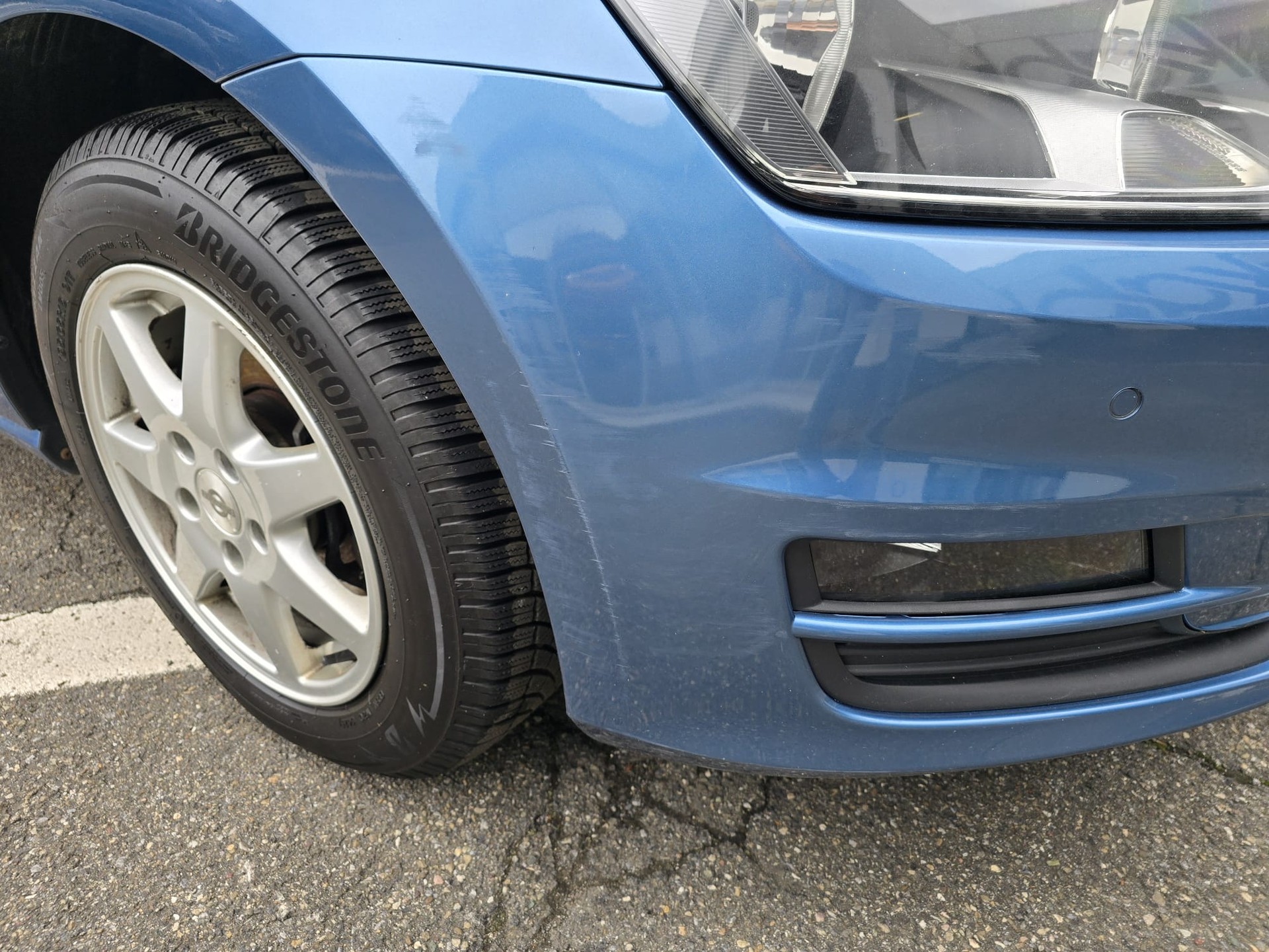 VW Golf 2.0 TDI Highline 4Motion-image-9