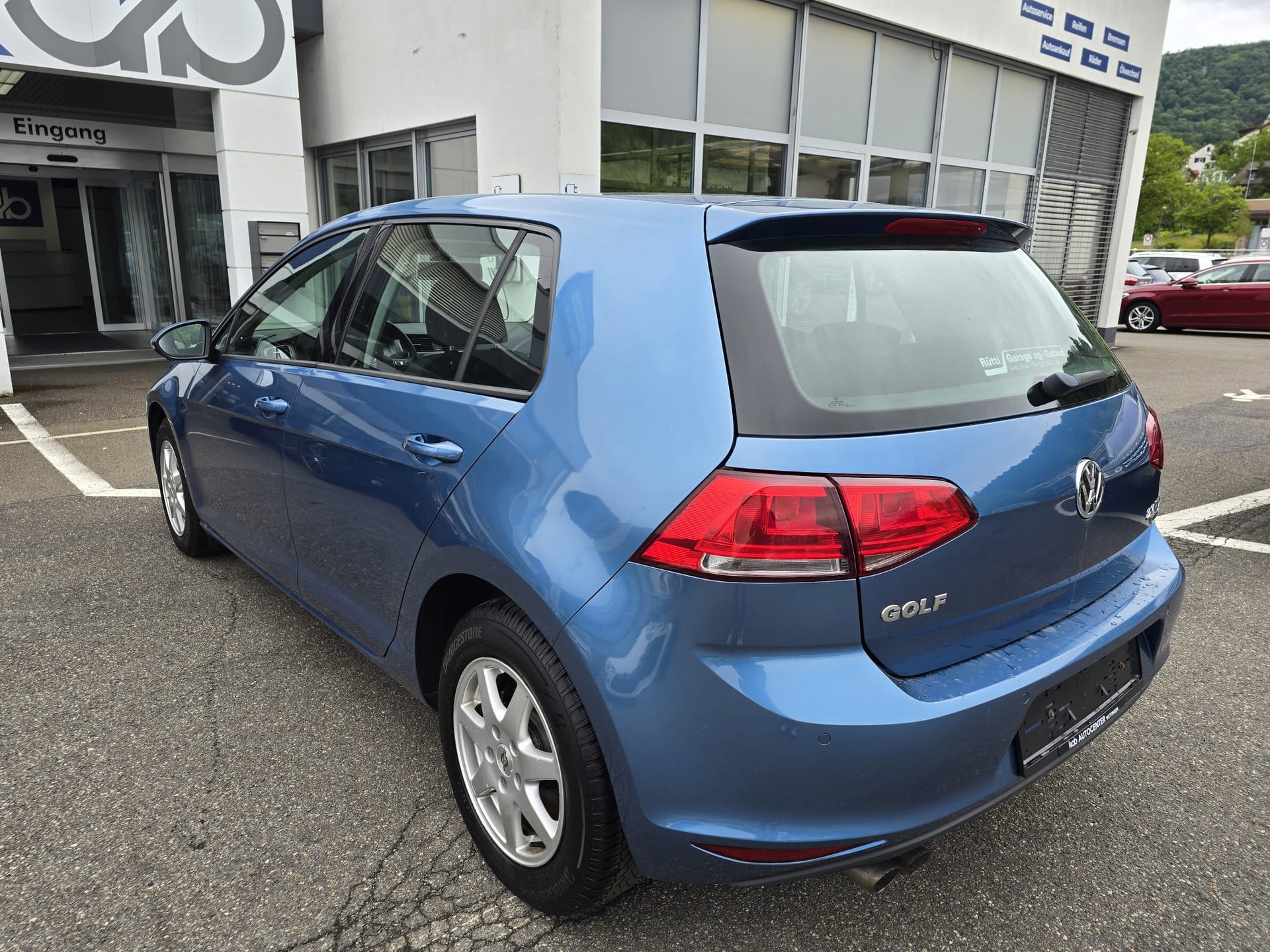 VW Golf 2.0 TDI Highline 4Motion-image-4