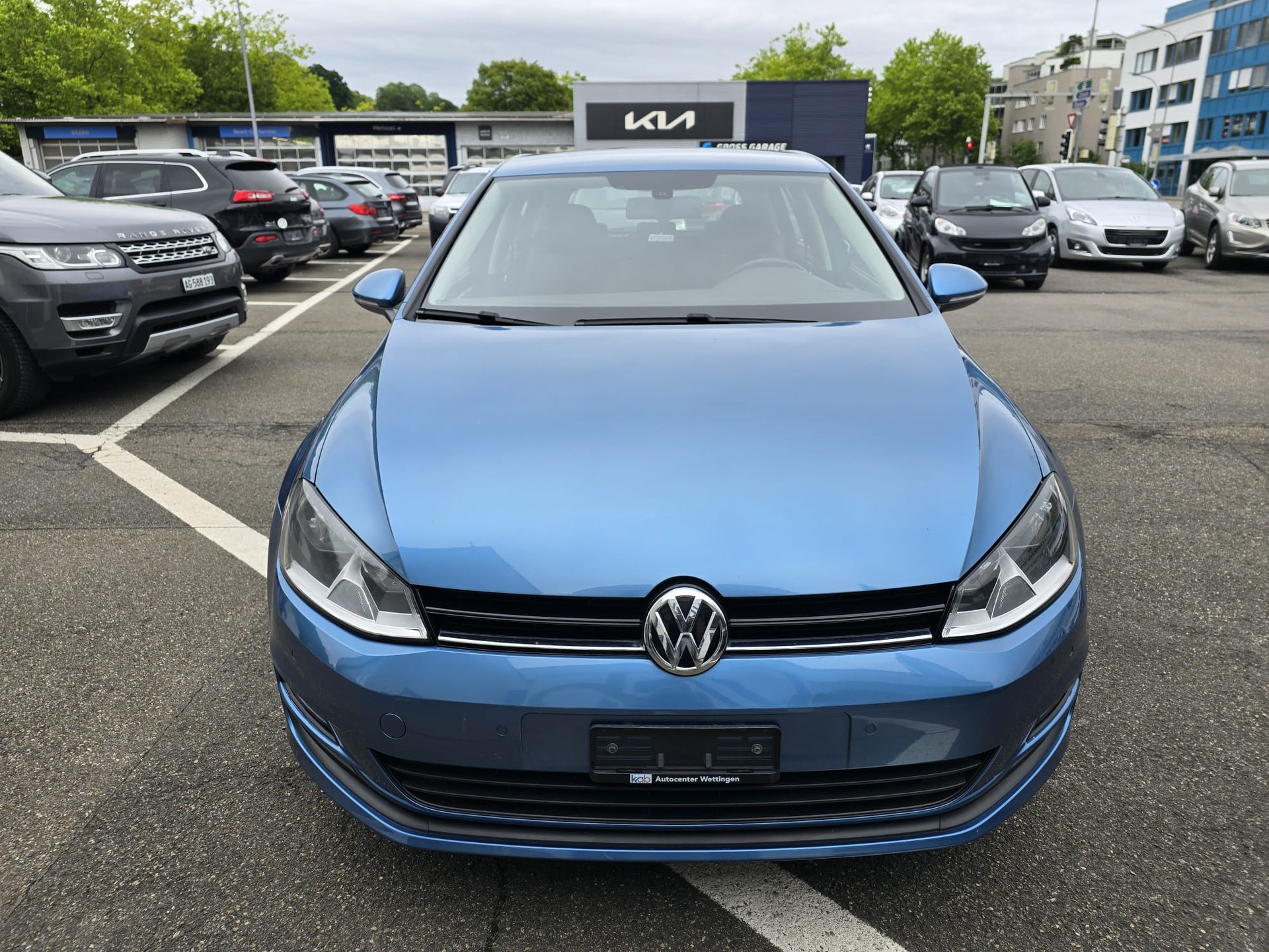 VW Golf 2.0 TDI Highline 4Motion-image-1
