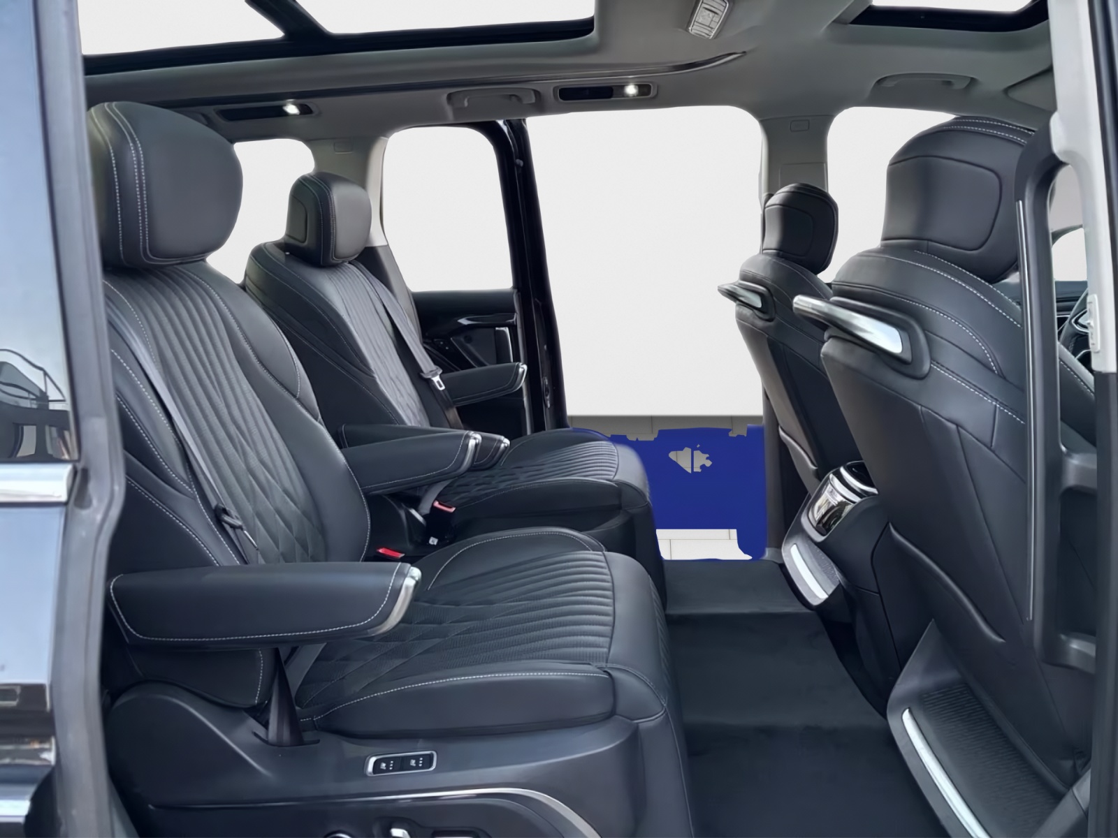 MAXUS Mifa 9 Luxury 90kWh-image-14