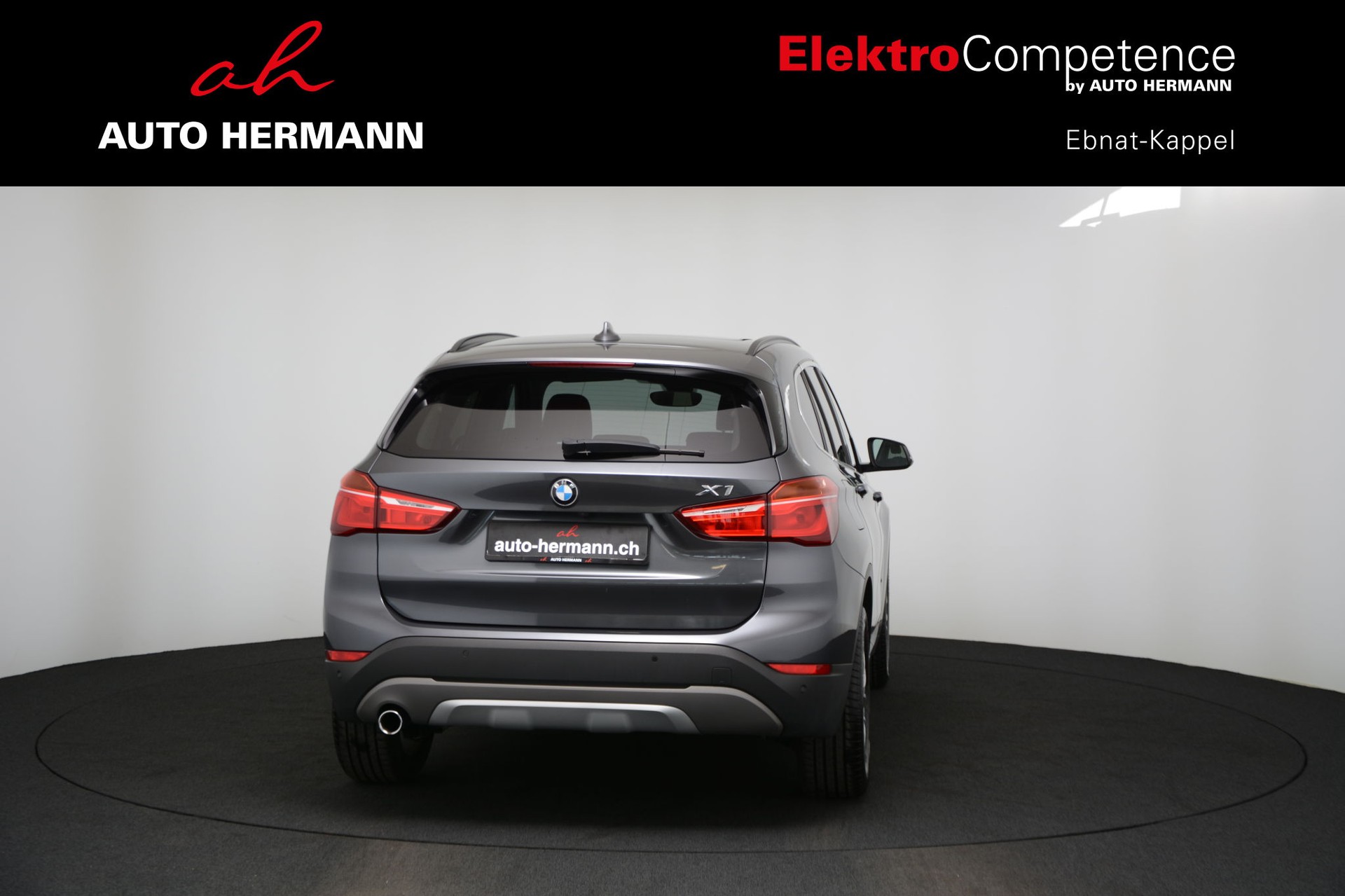 BMW X1 xDrive 18d Steptronic-image-5