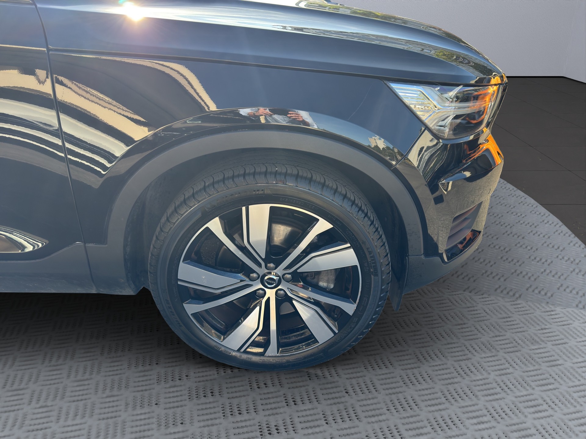 VOLVO XC40 T4 TwE R-Design DCT-image-8