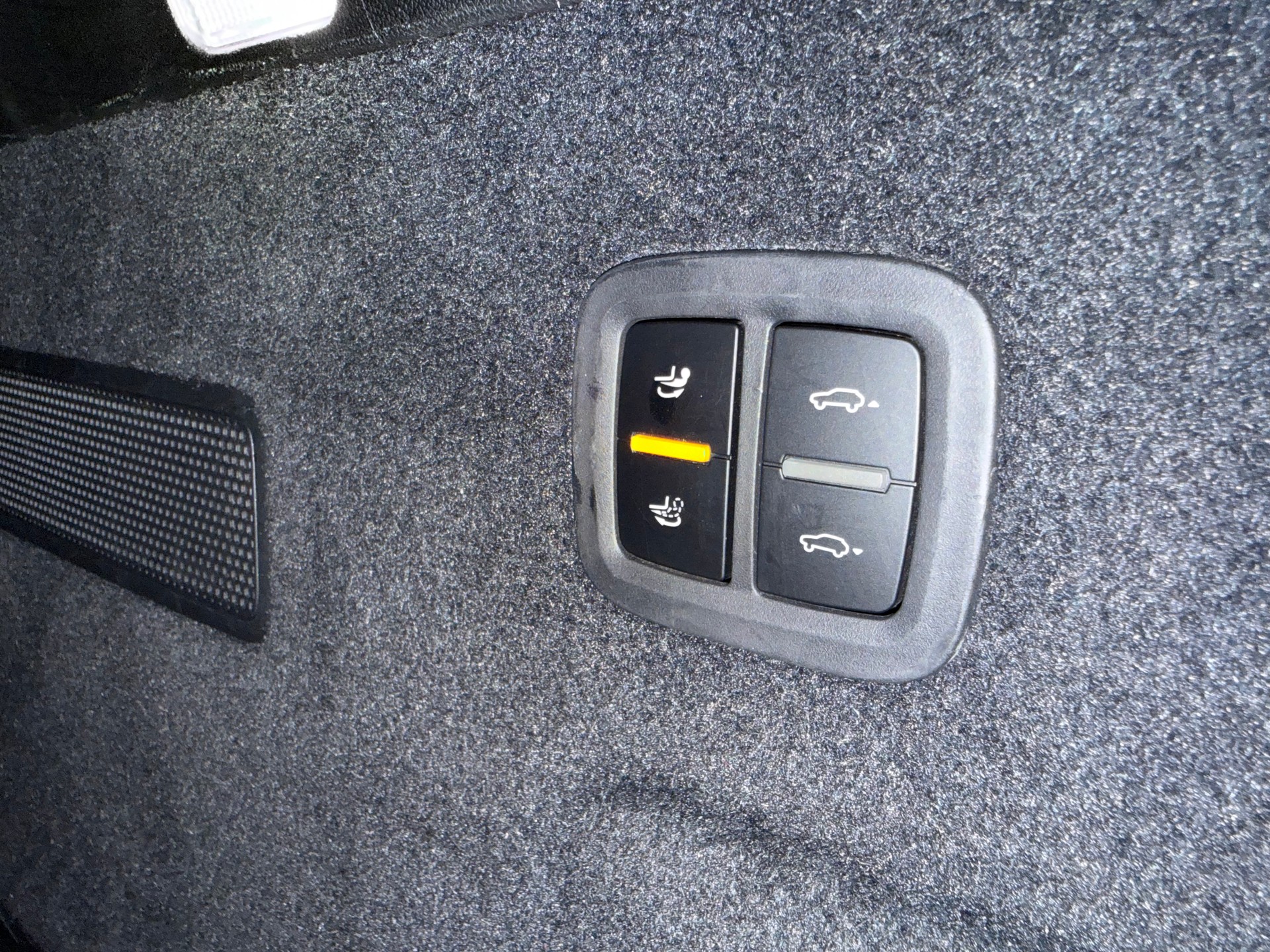 PORSCHE Cayenne E-Hybrid-image-7