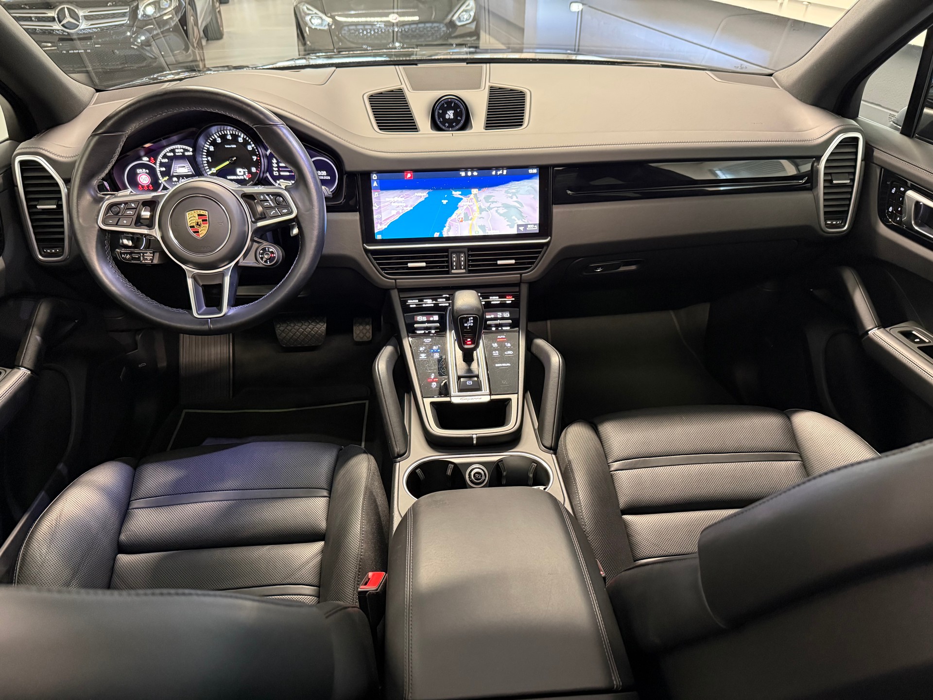 PORSCHE Cayenne E-Hybrid-image-22