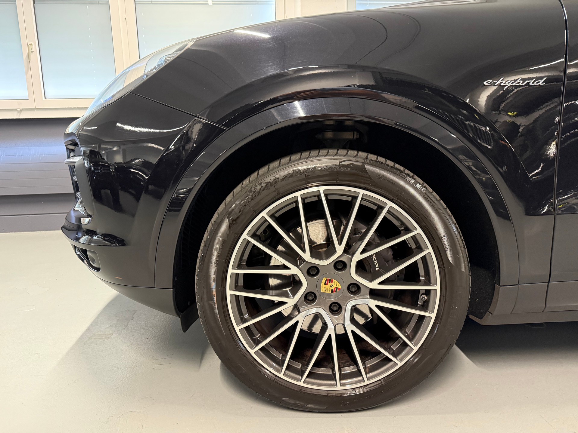 PORSCHE Cayenne E-Hybrid-image-26