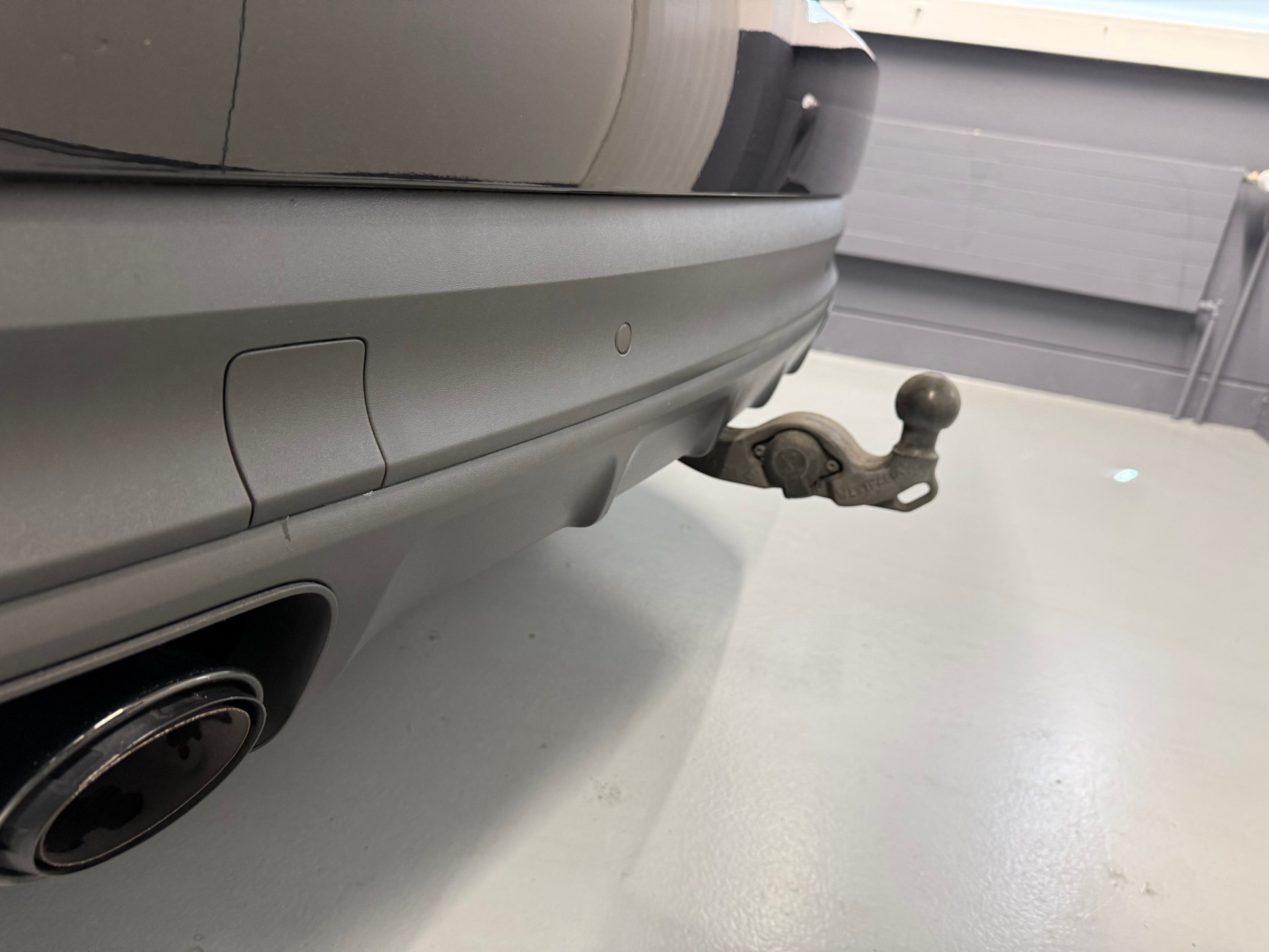PORSCHE Cayenne E-Hybrid-image-6