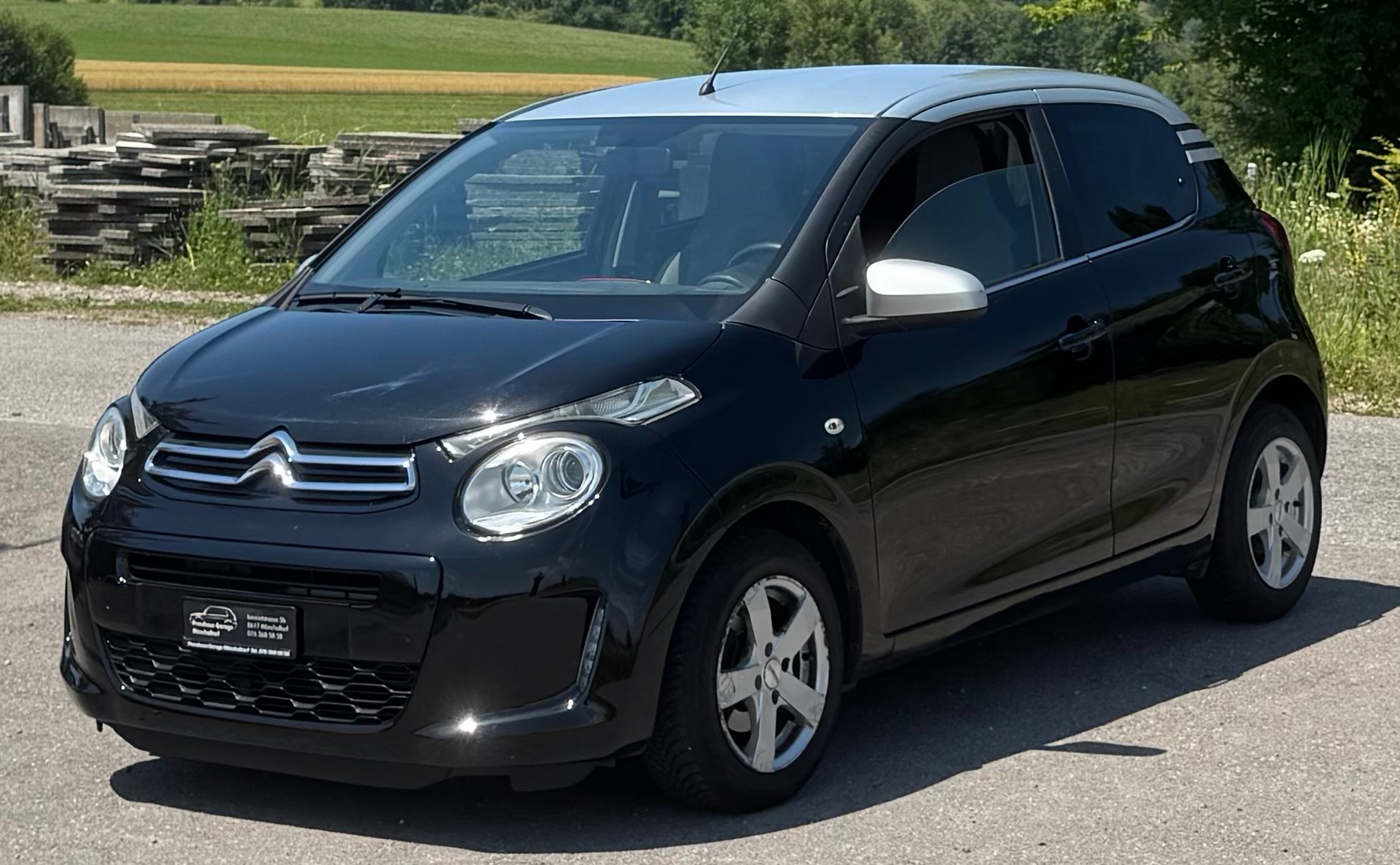 CITROEN C1 1.0 VTi ETG5 Shine Edition-image-2