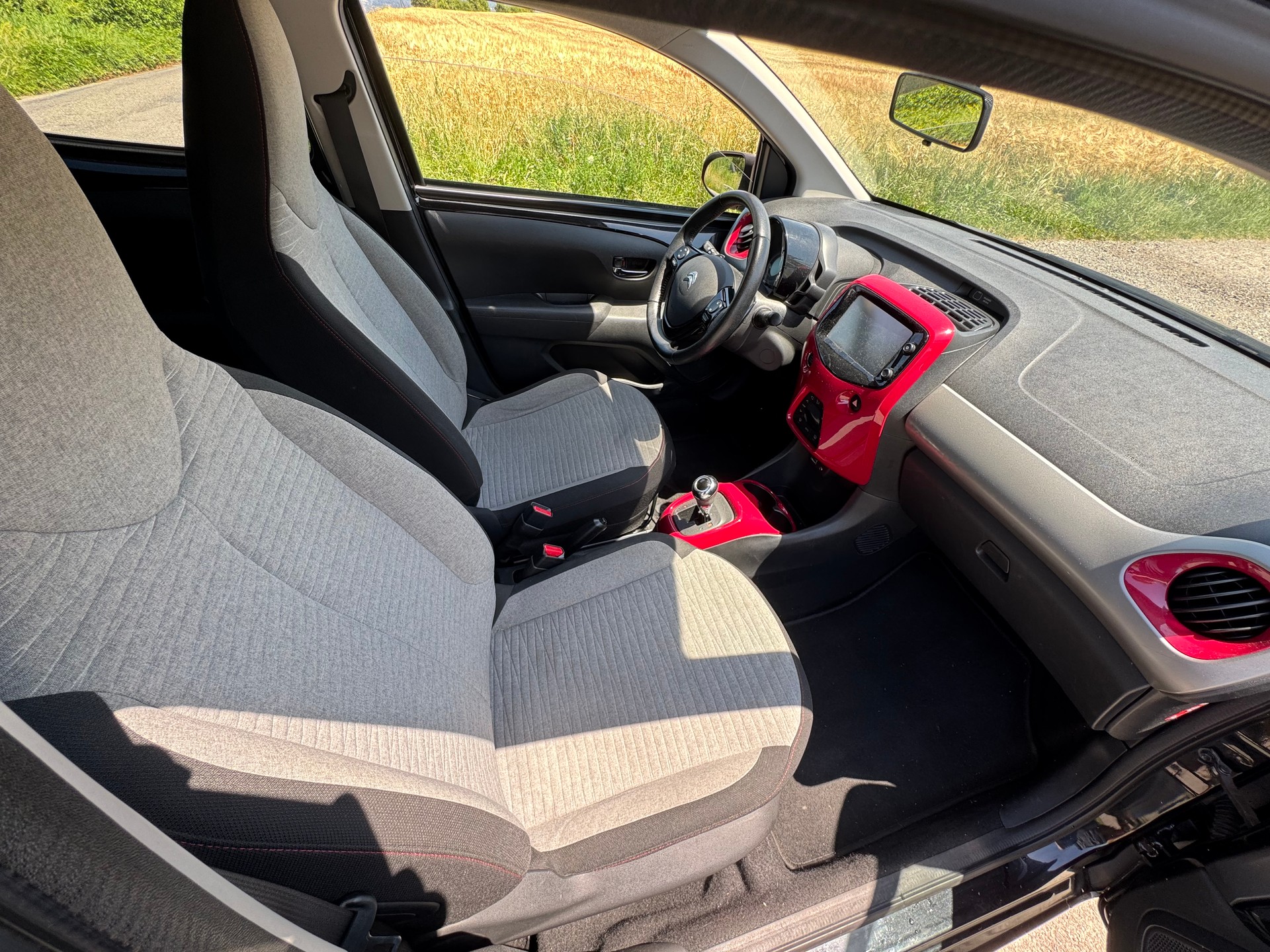 CITROEN C1 1.0 VTi ETG5 Shine Edition-image-14